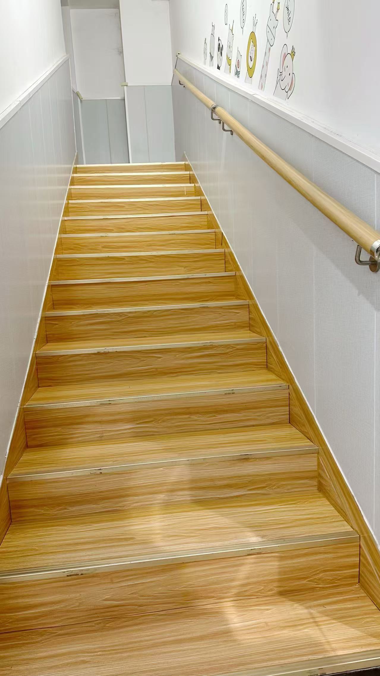 欧莱雅郡   100.0㎡      8200.0元/月室内图