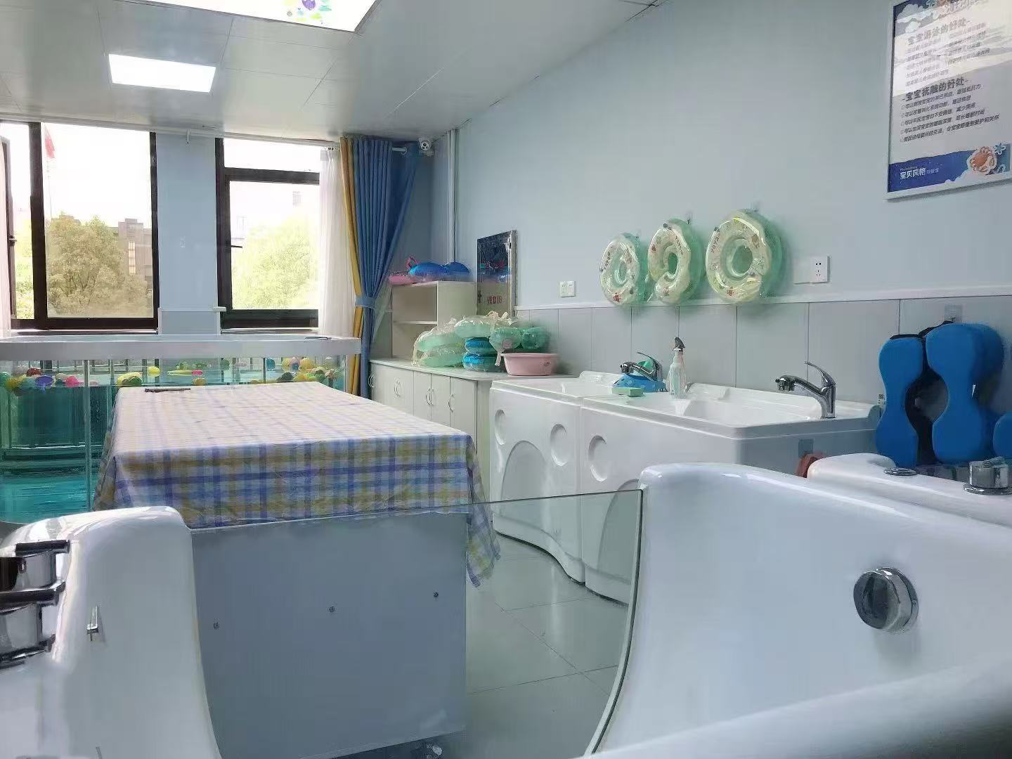 欧莱雅郡   100.0㎡      8200.0元/月室内图