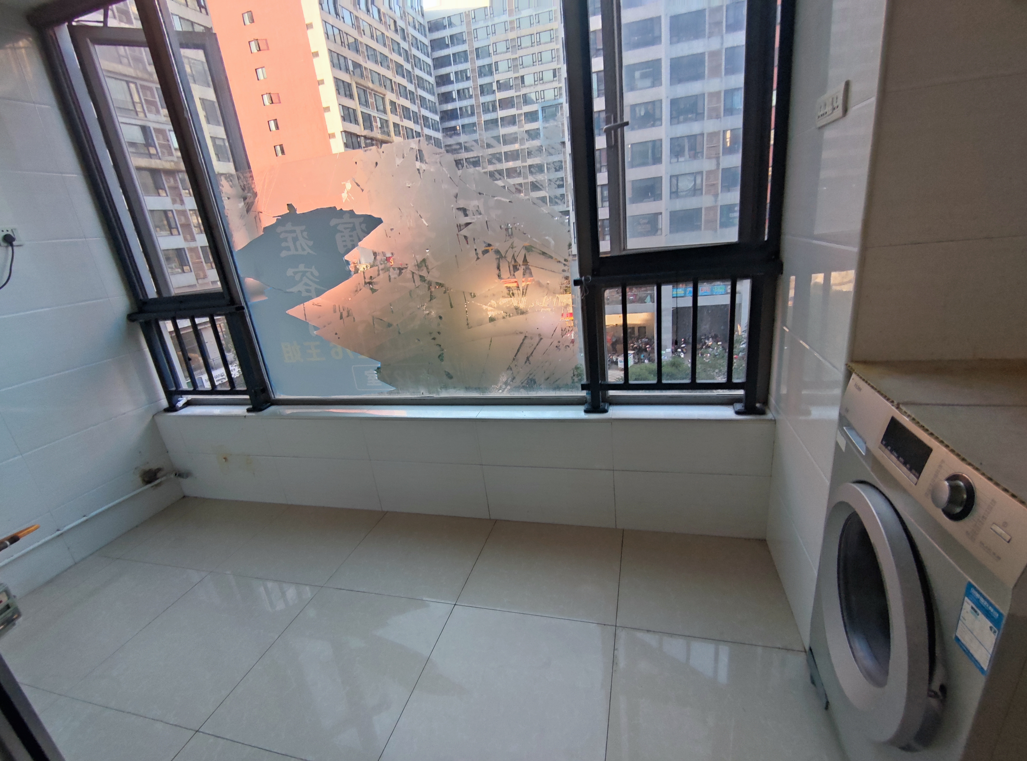 怡海星城 1室1厅1卫 950.0元/月 怡海星城 1室1厅1卫 950.0元/月室内图