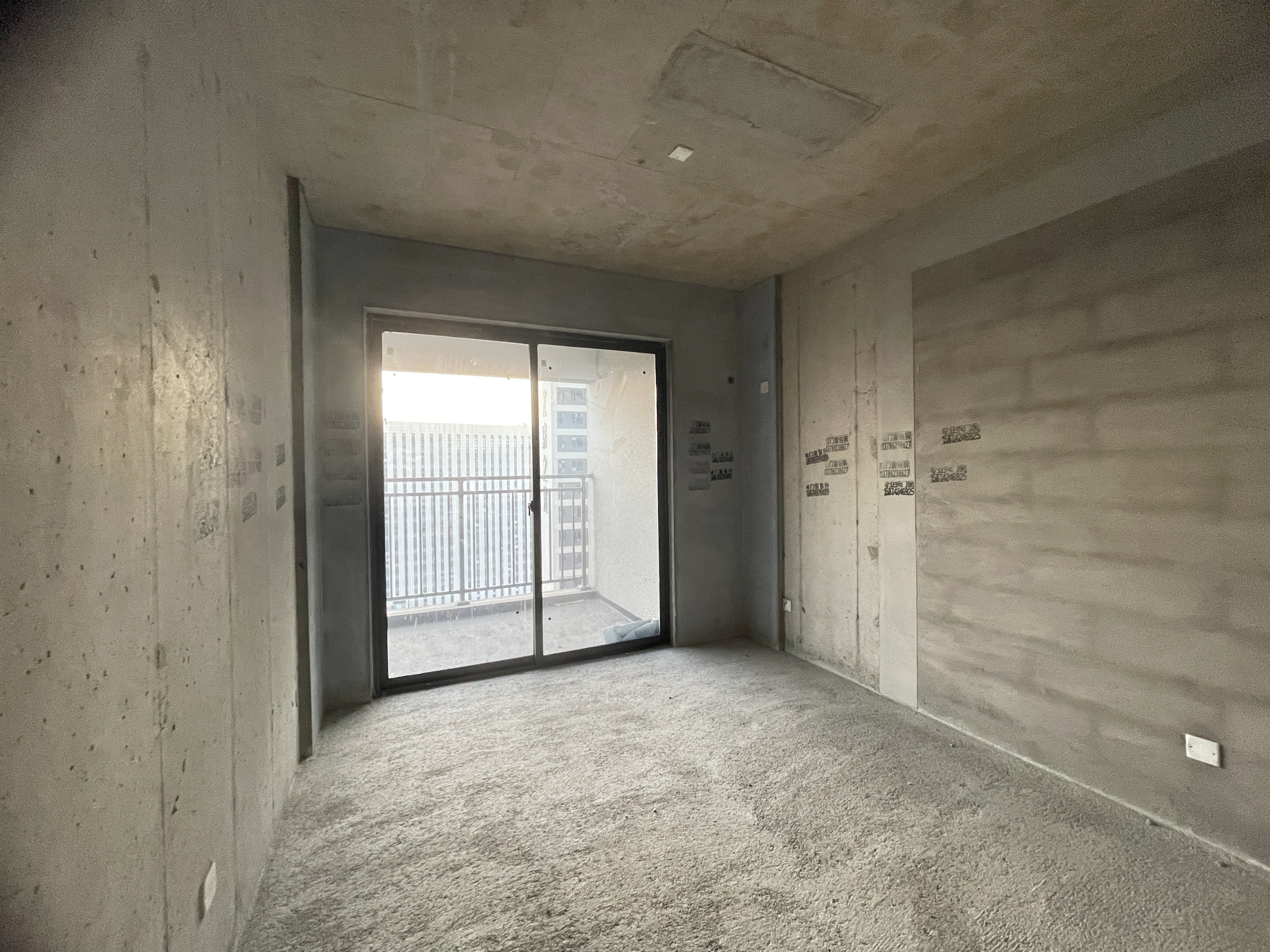 潭房·北宸之光 4室2厅1卫 55.0万 潭房·北宸之光 4室2厅1卫 55.0万室内图