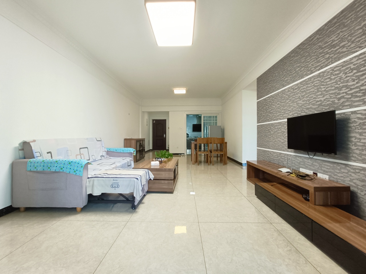 滨海幸福里 3室2厅2卫 300.0万 滨海幸福里 3室2厅2卫 300.0万室内图