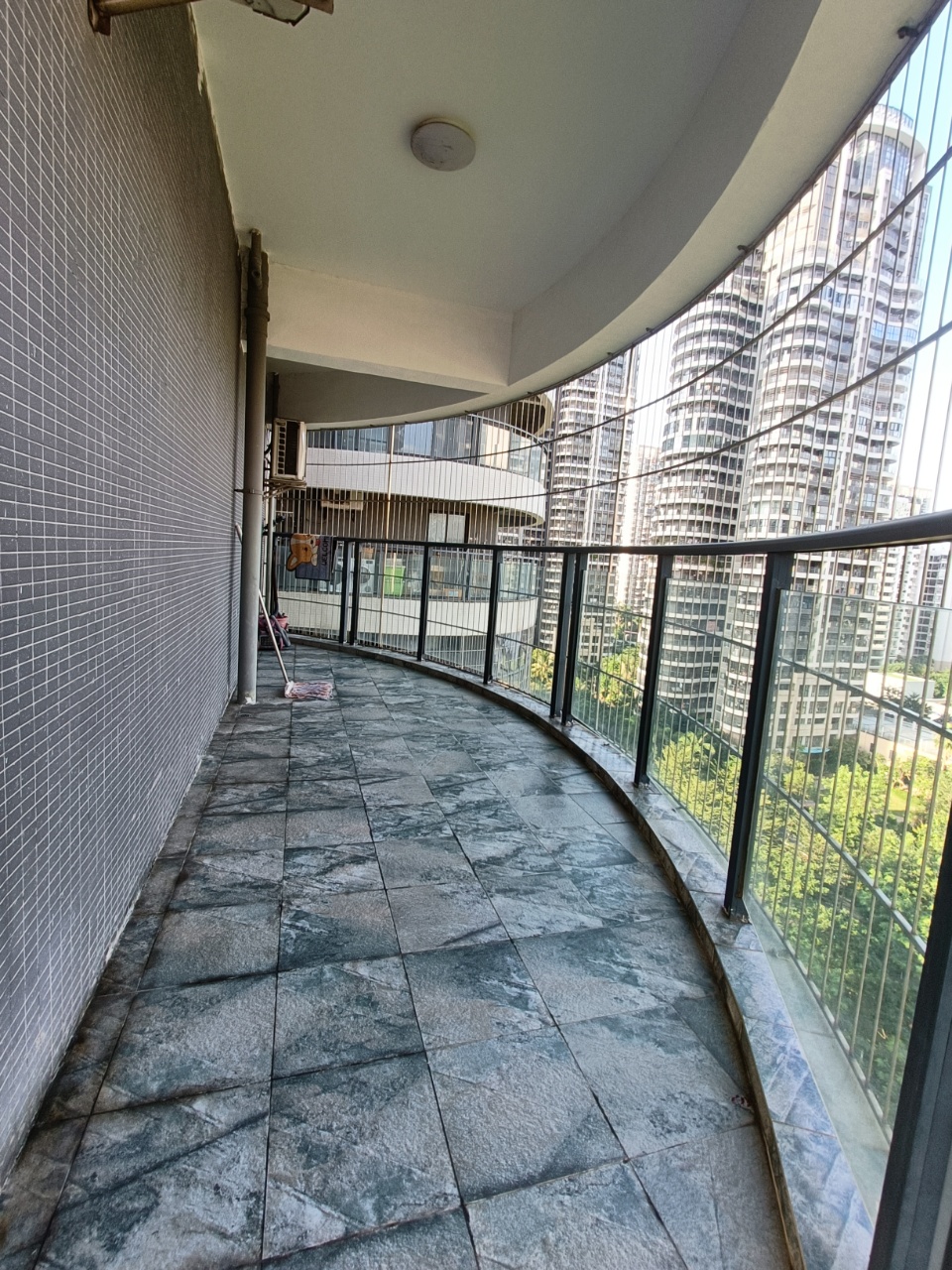 滨海幸福里 3室2厅2卫 300.0万 滨海幸福里 3室2厅2卫 300.0万室内图