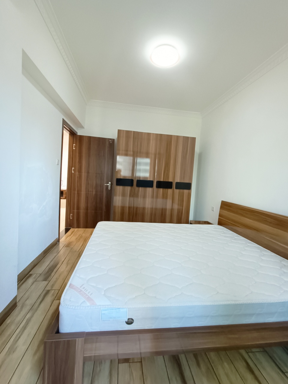 滨海幸福里 3室2厅2卫 300.0万 滨海幸福里 3室2厅2卫 300.0万室内图