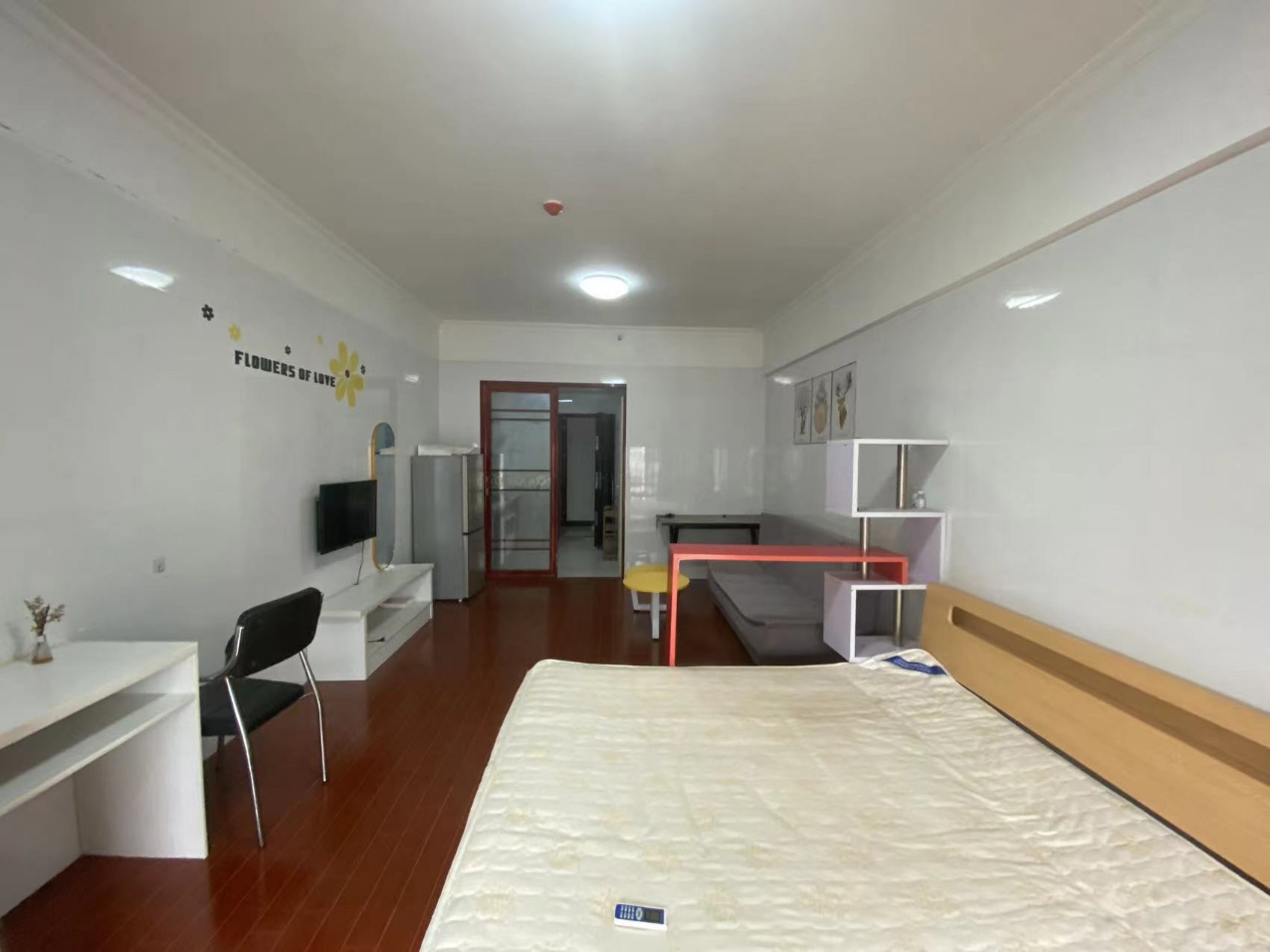 中建芙蓉嘉苑 1室1厅1卫 1200.0元/月 中建芙蓉嘉苑 1室1厅1卫 1200.0元/月室内图