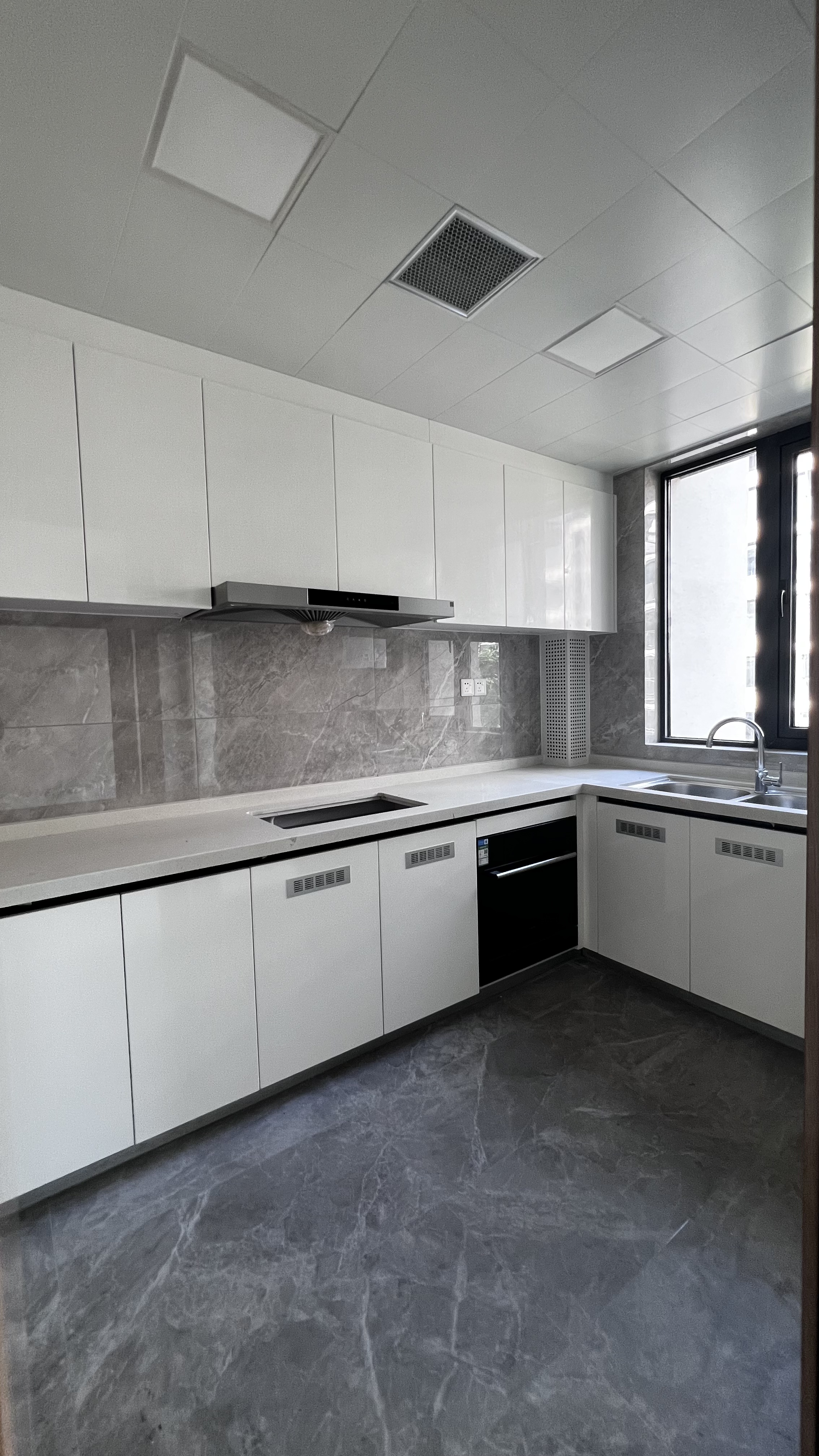 保利天汇 4室2厅3卫 5500.0元/月 保利天汇 4室2厅3卫 5500.0元/月室内图