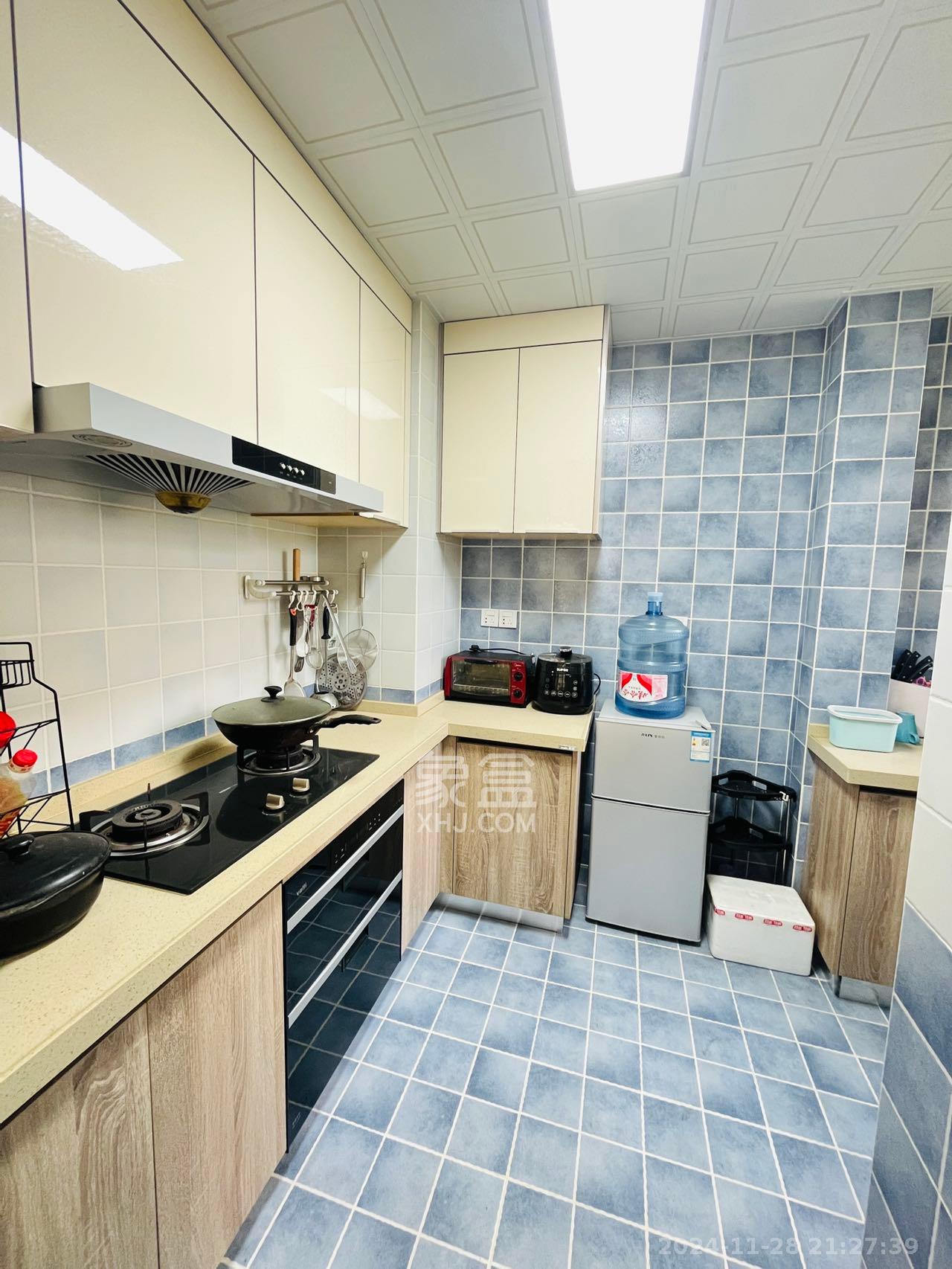 恒泰广场 2室2厅1卫 2500.0元/月 恒泰广场 2室2厅1卫 2500.0元/月室内图