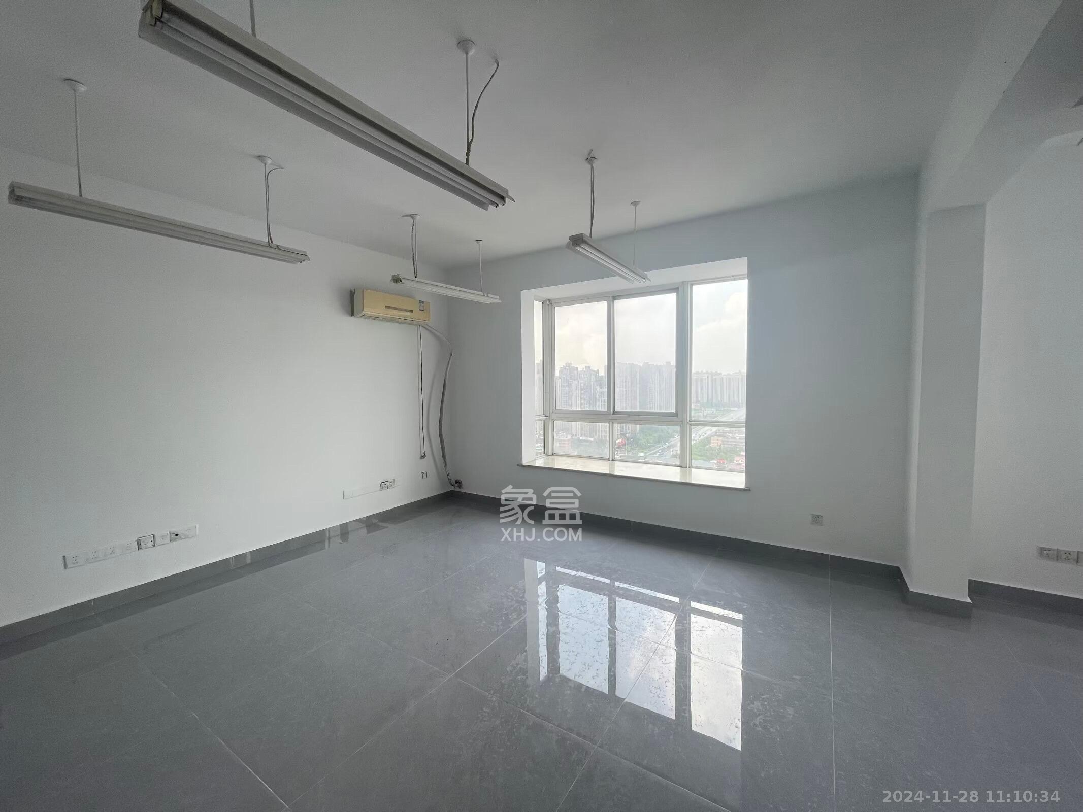 永通商邸 4室2厅1卫 4500.0元/月 永通商邸 4室2厅1卫 4500.0元/月室内图