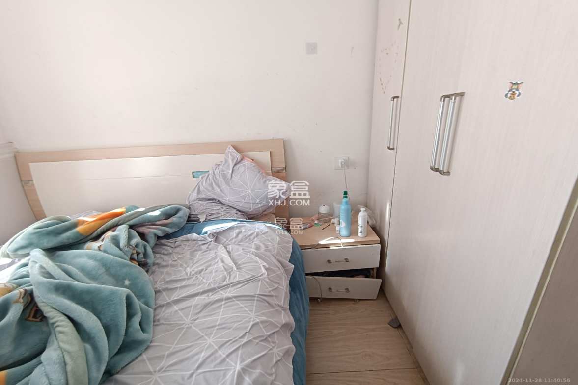 凯通国际城(凯通朝庭)  1室1厅1卫    2000.0元/月 凯通国际城(凯通朝庭)  1室1厅1卫    2000.0元/月室内图