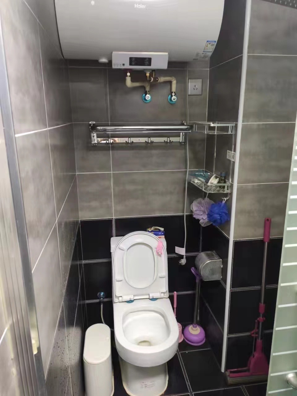 天成银座  1室1厅1卫    800.0元/月 天成银座  1室1厅1卫    800.0元/月室内图