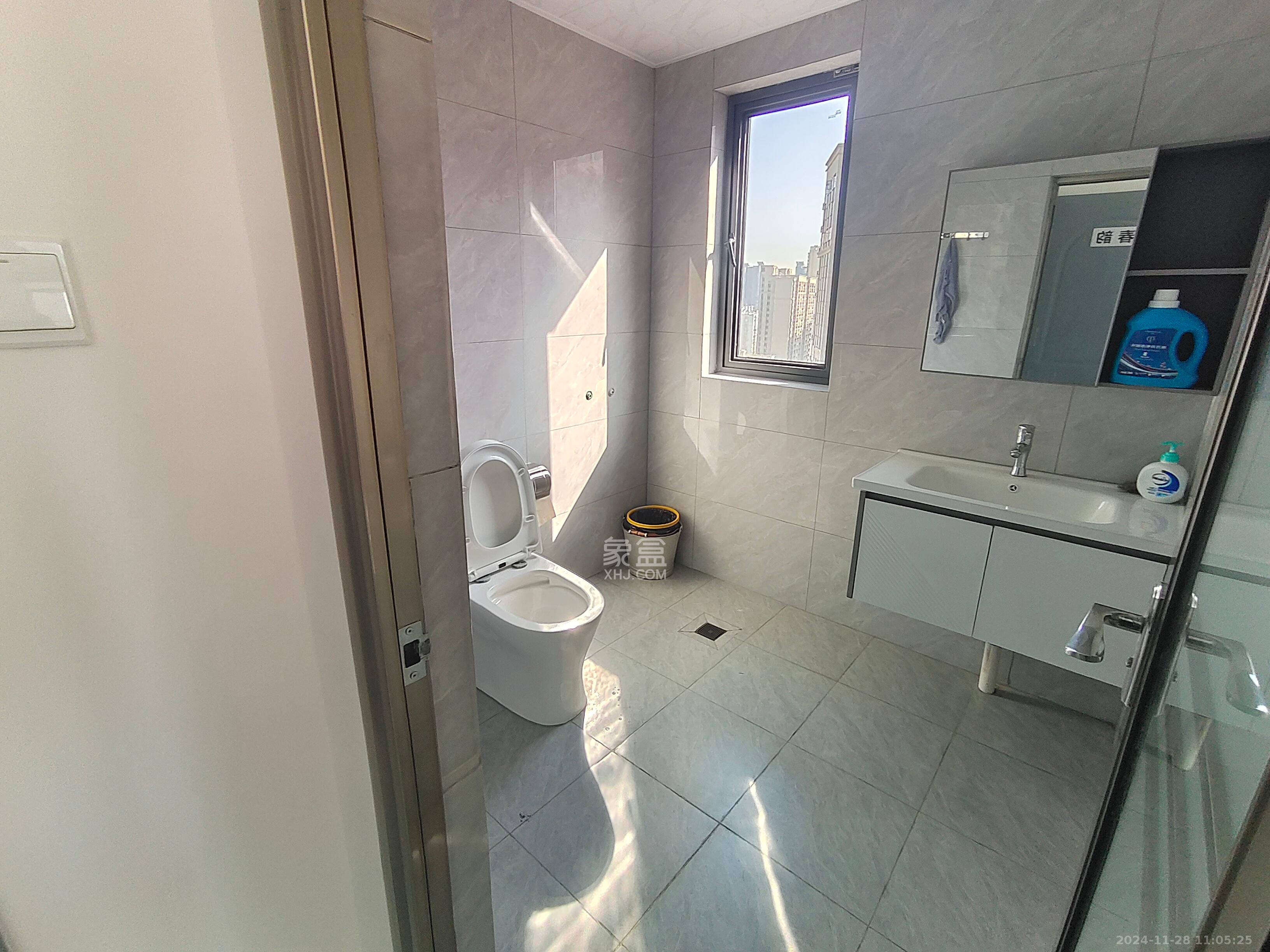 中建钰和城 4室2厅2卫 4100.0元/月 中建钰和城 4室2厅2卫 4100.0元/月室内图