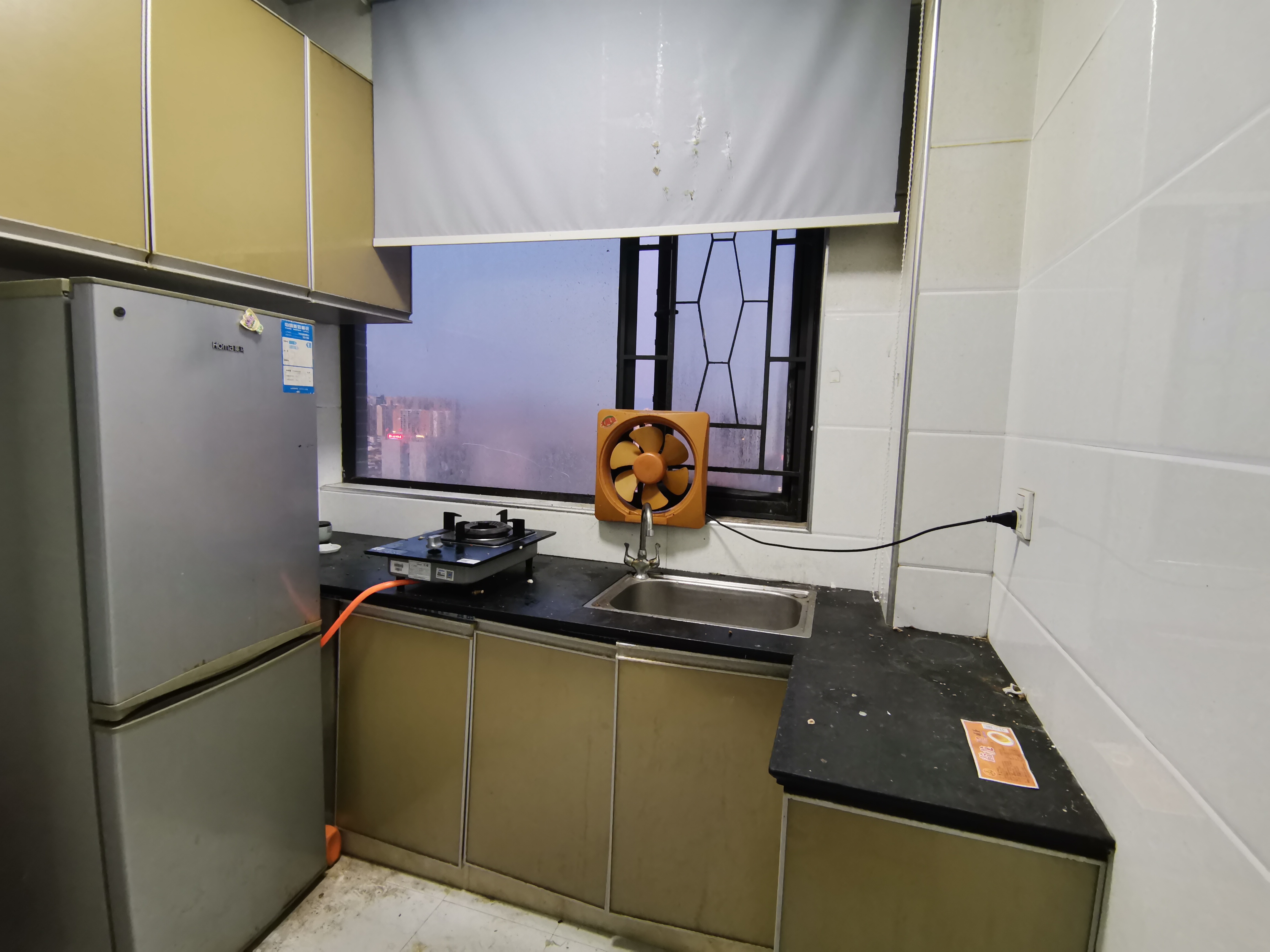 龙泰上品 1室1厅1卫 800.0元/月 龙泰上品 1室1厅1卫 800.0元/月室内图