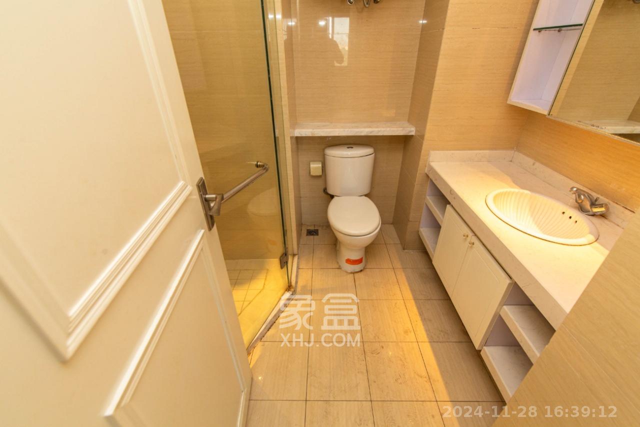 喜盈门范城 2室1厅1卫 2300.0元/月 喜盈门范城 2室1厅1卫 2300.0元/月室内图