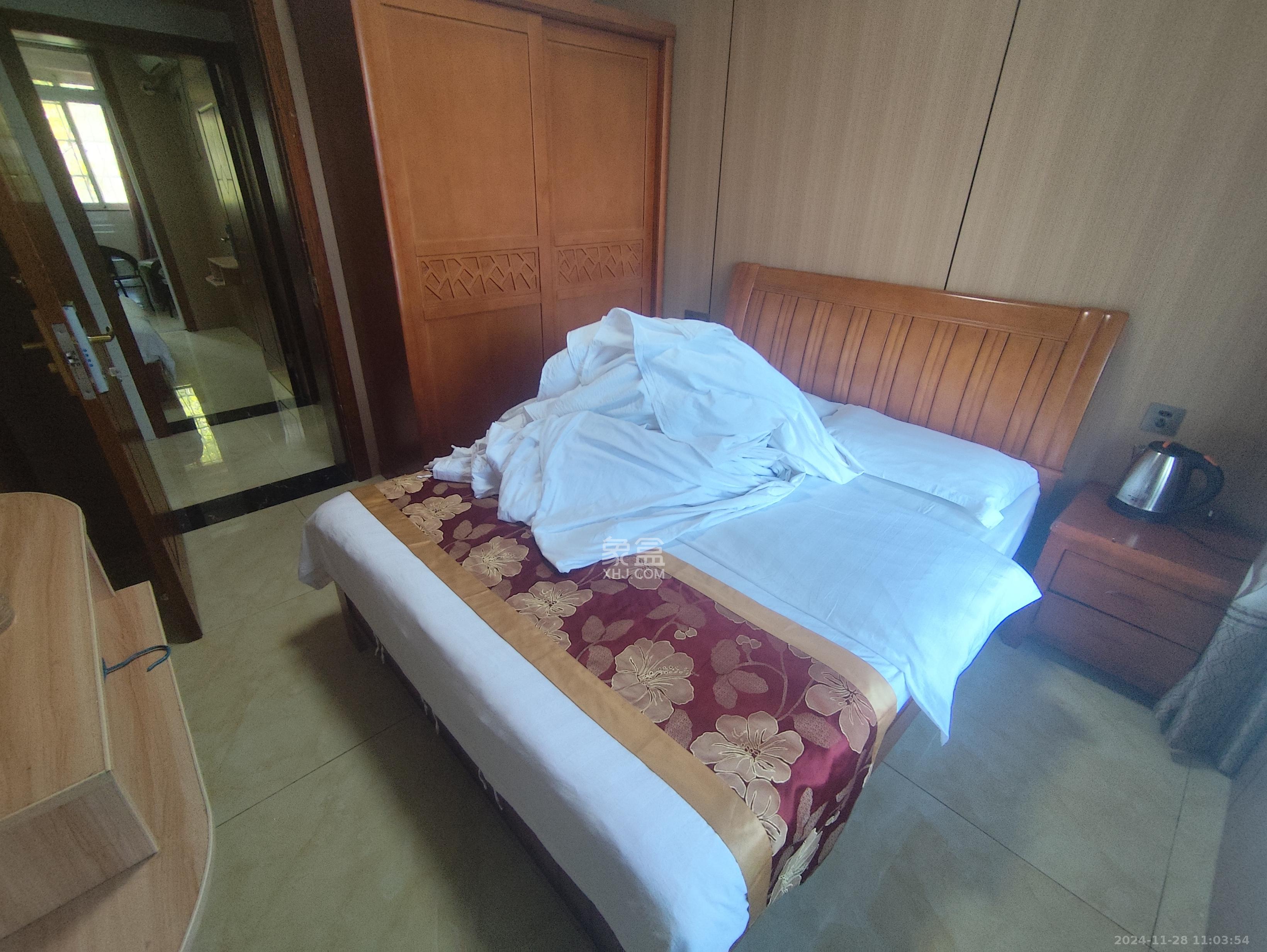 黎郡新宇太和园 6室2厅1卫 3500.0元/月 黎郡新宇太和园 6室2厅1卫 3500.0元/月室内图