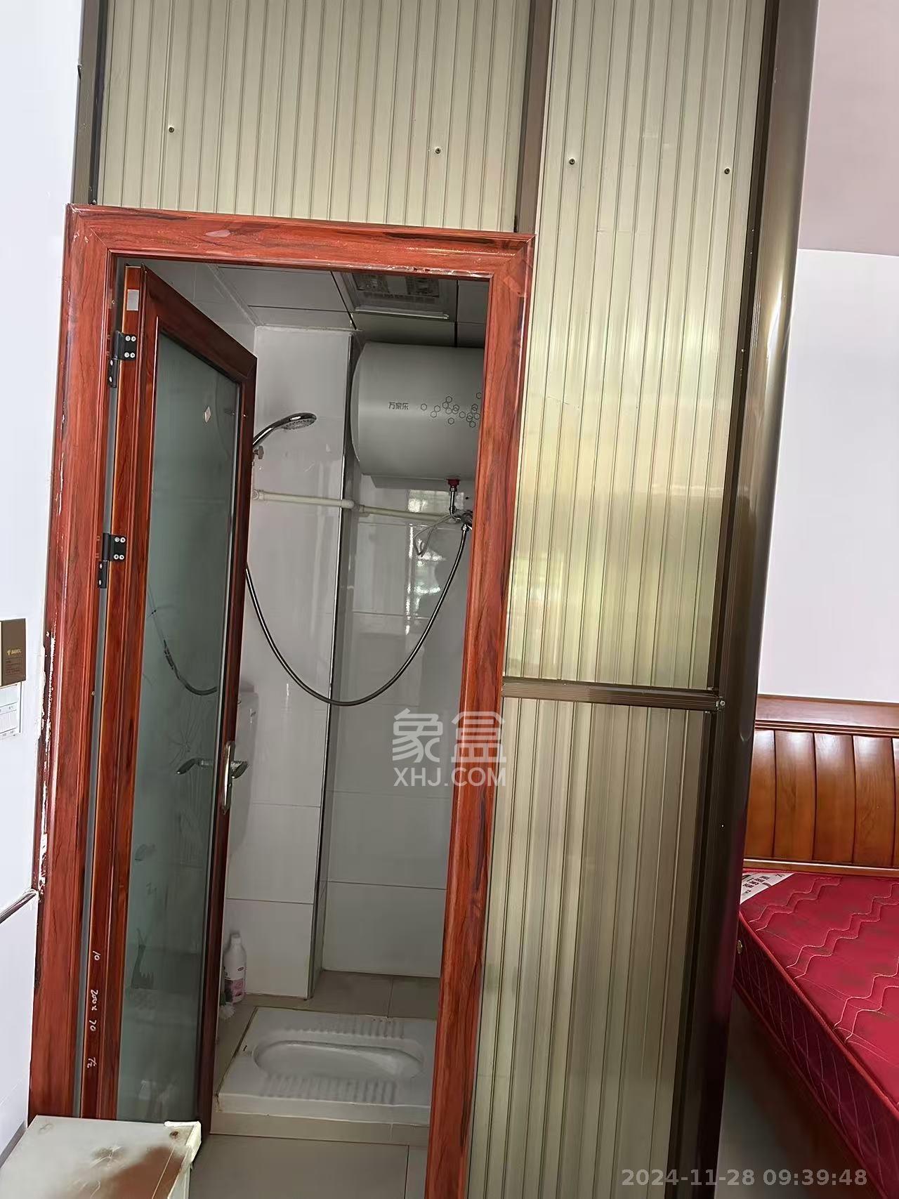 银路家园(公路局单位房) 1室0厅0卫 600.0元/月 银路家园(公路局单位房) 1室0厅0卫 600.0元/月室内图