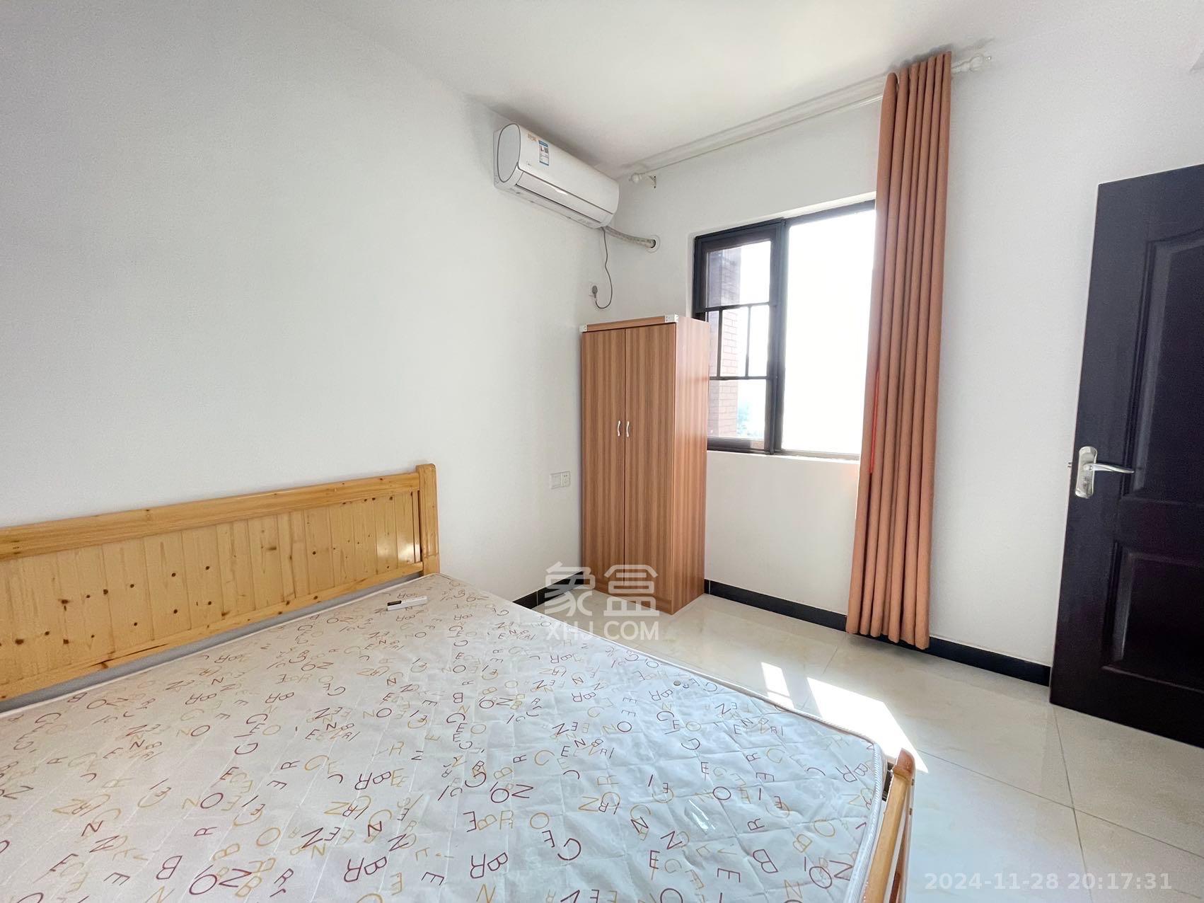 东宜兰园 1室2厅1卫 1800.0元/月 东宜兰园 1室2厅1卫 1800.0元/月室内图