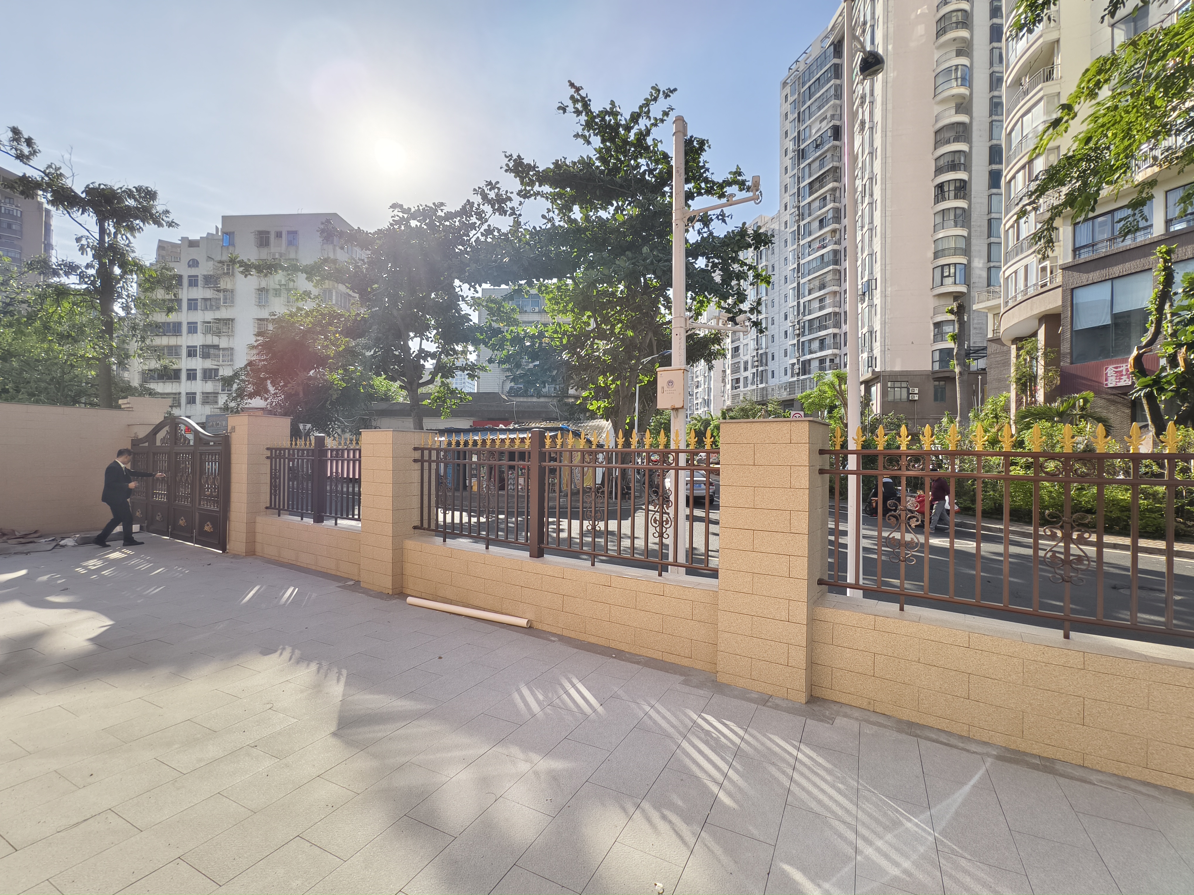 银梦别墅 1室4厅6卫 800.0万 银梦别墅 1室4厅6卫 800.0万客厅