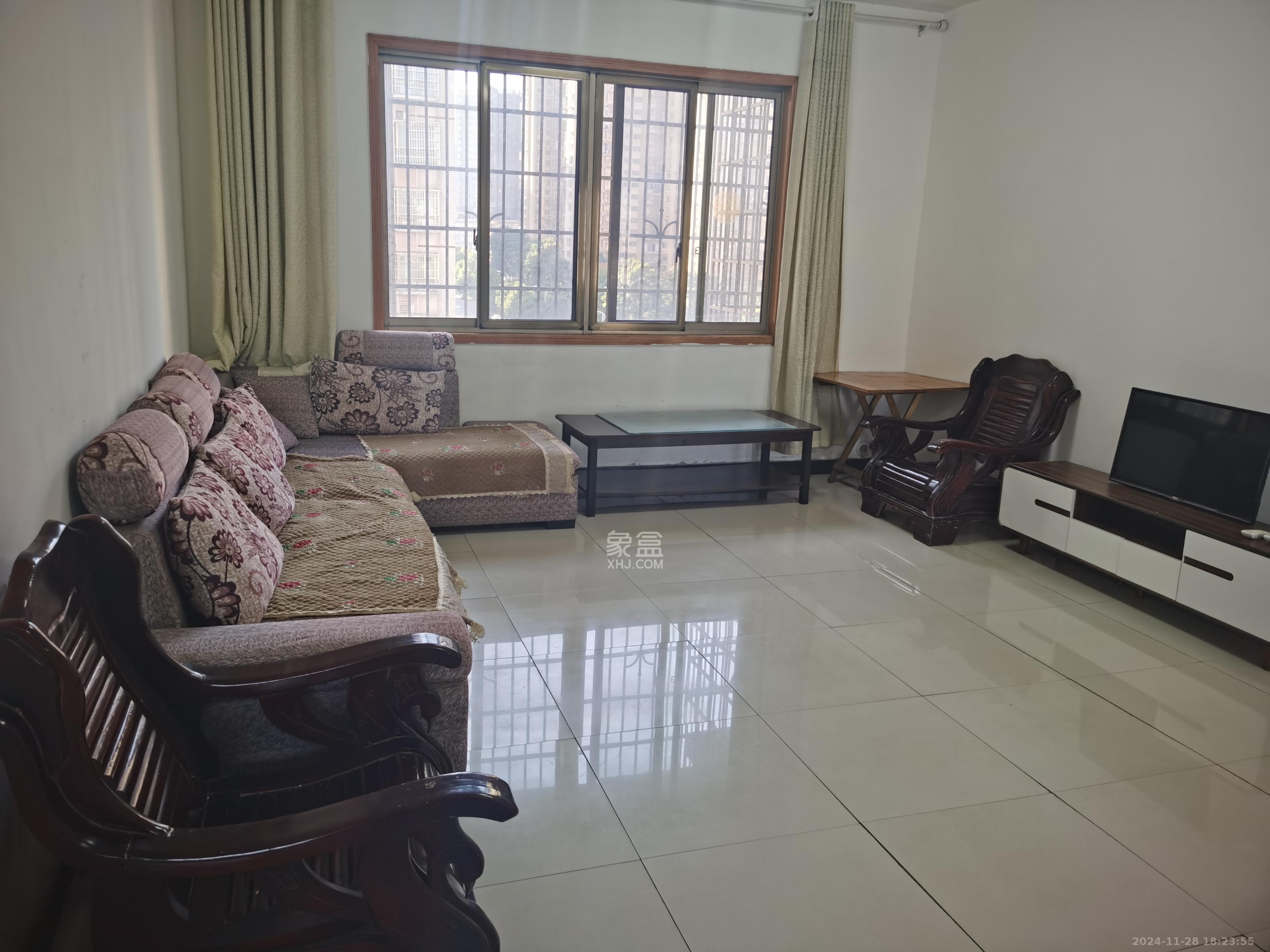 和太坪小区 1室0厅0卫 1800.0元/月 和太坪小区 1室0厅0卫 1800.0元/月室内图