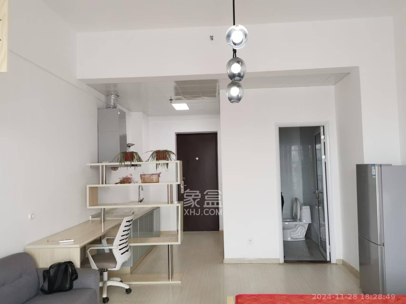 恒泰广场 1室1厅1卫 1500.0元/月 恒泰广场 1室1厅1卫 1500.0元/月室内图