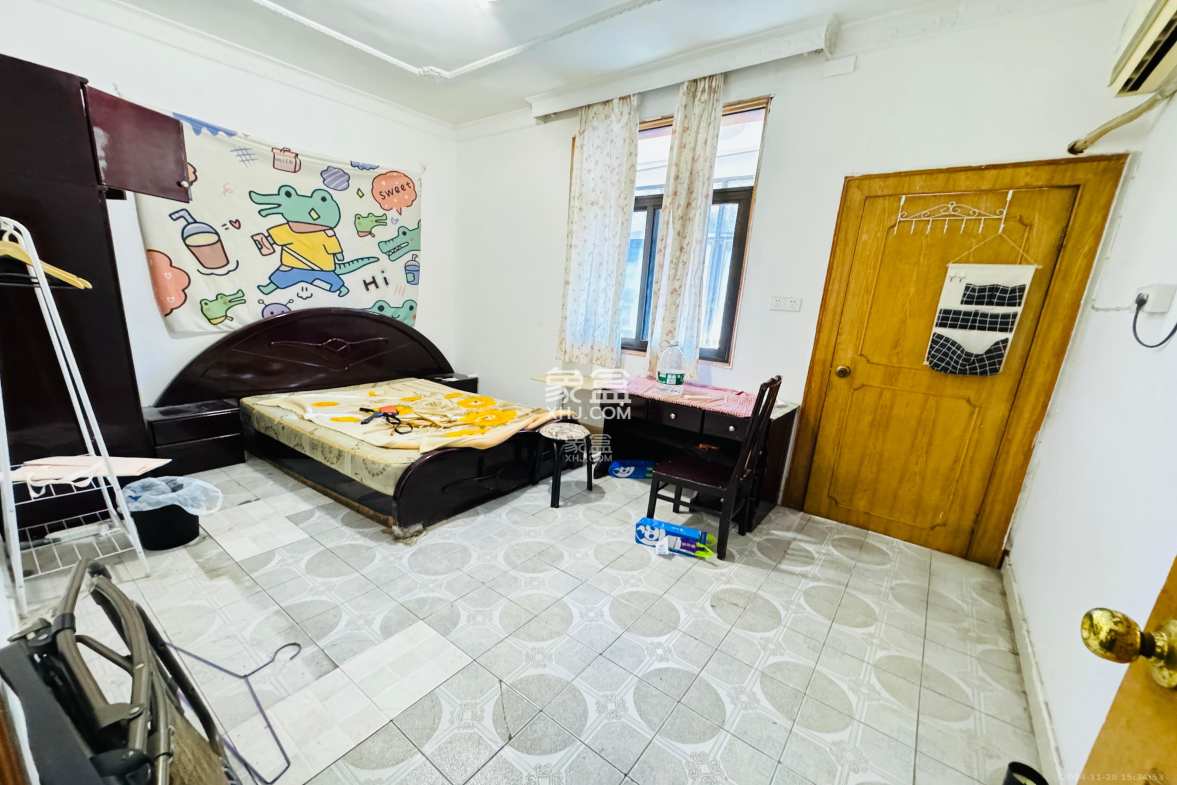 青山祠社区 1室0厅0卫 1250.0元/月 青山祠社区 1室0厅0卫 1250.0元/月室内图