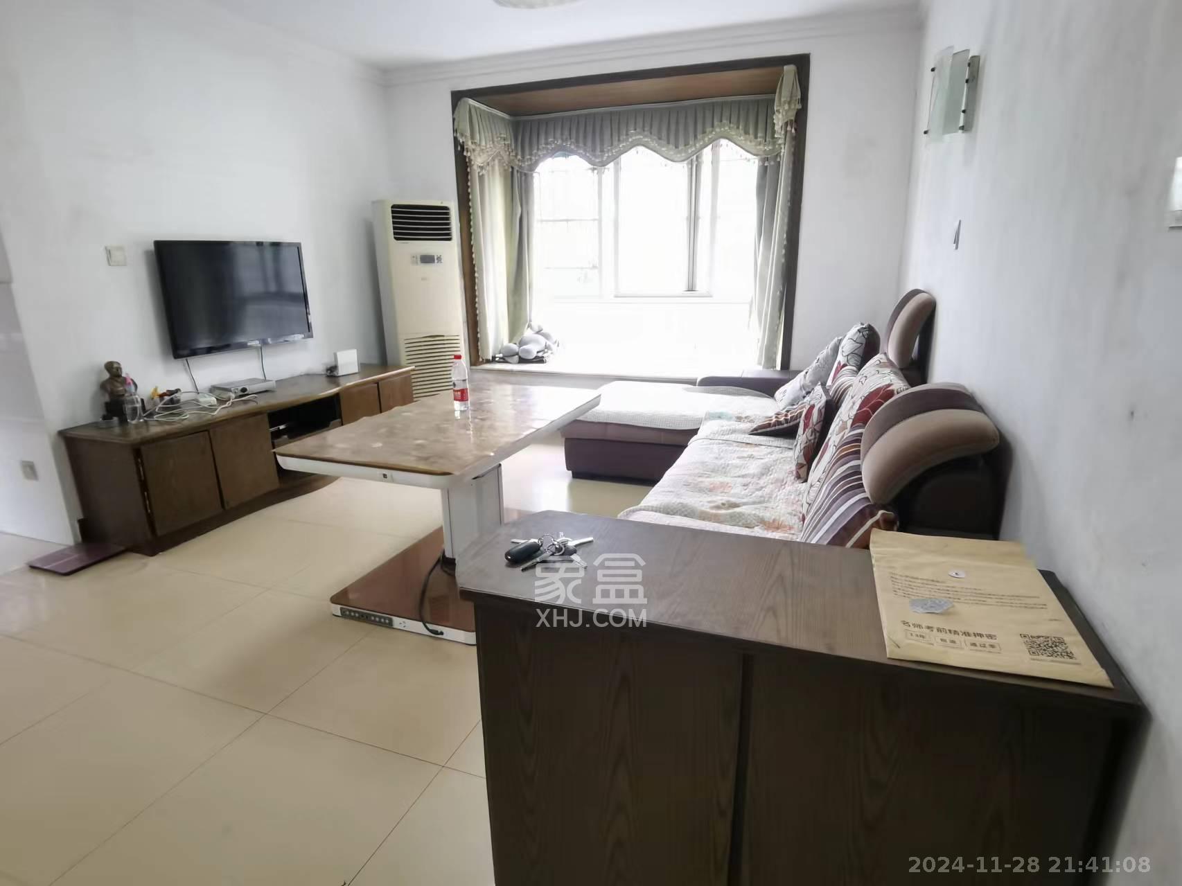 景湾小区(井湾小区) 3室2厅1卫 1800.0元/月 景湾小区(井湾小区) 3室2厅1卫 1800.0元/月室内图