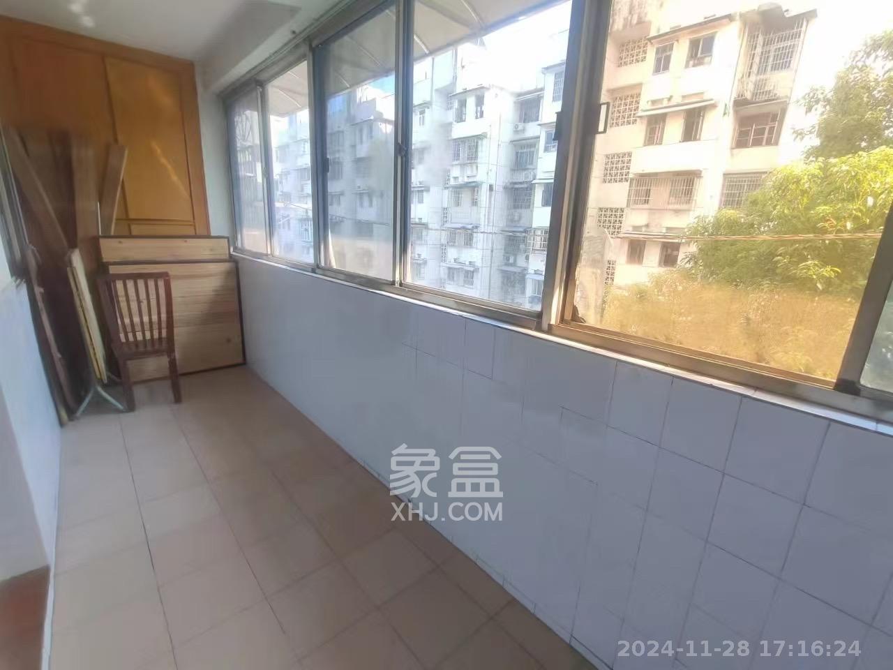 长钢社区(半边山宿舍区) 2室1厅1卫 1400.0元/月 长钢社区(半边山宿舍区) 2室1厅1卫 1400.0元/月室内图