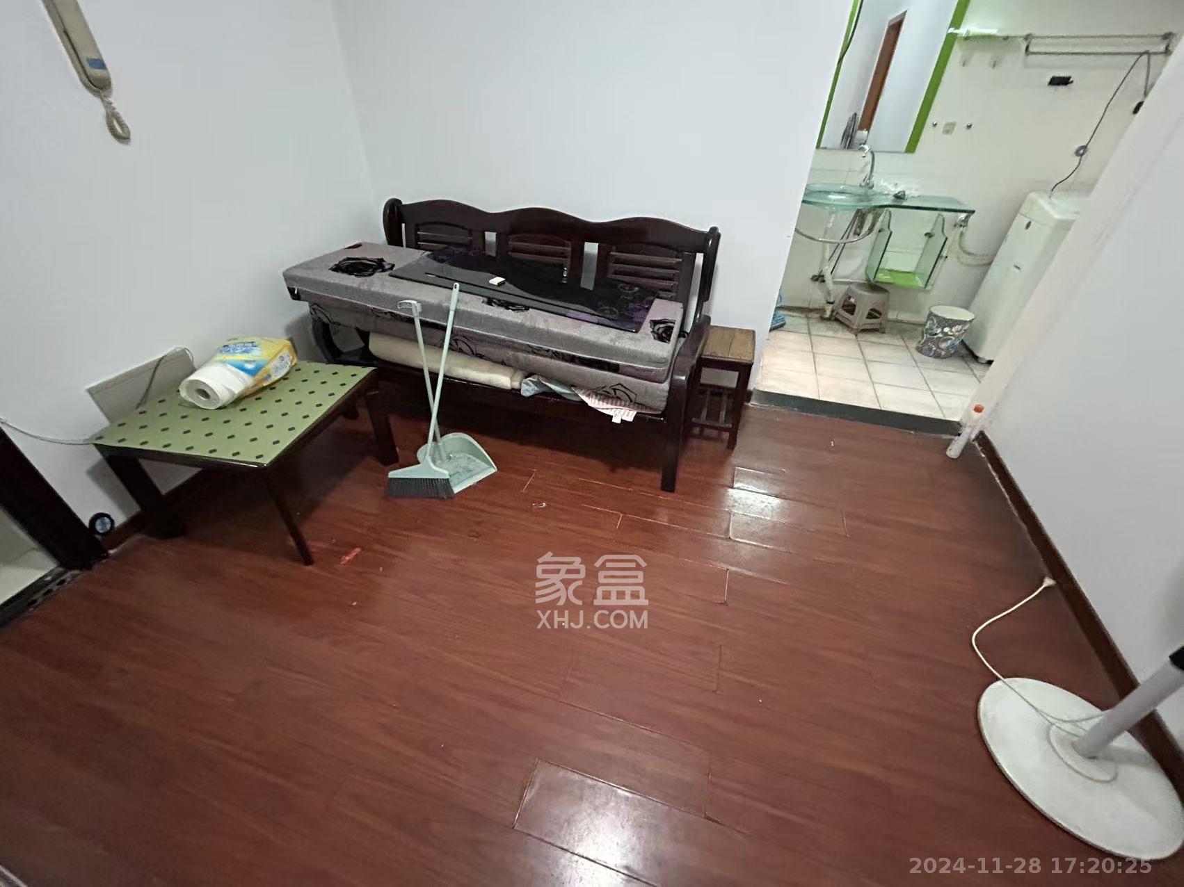 颐美会现代城 1室1厅1卫 1500.0元/月 颐美会现代城 1室1厅1卫 1500.0元/月室内图