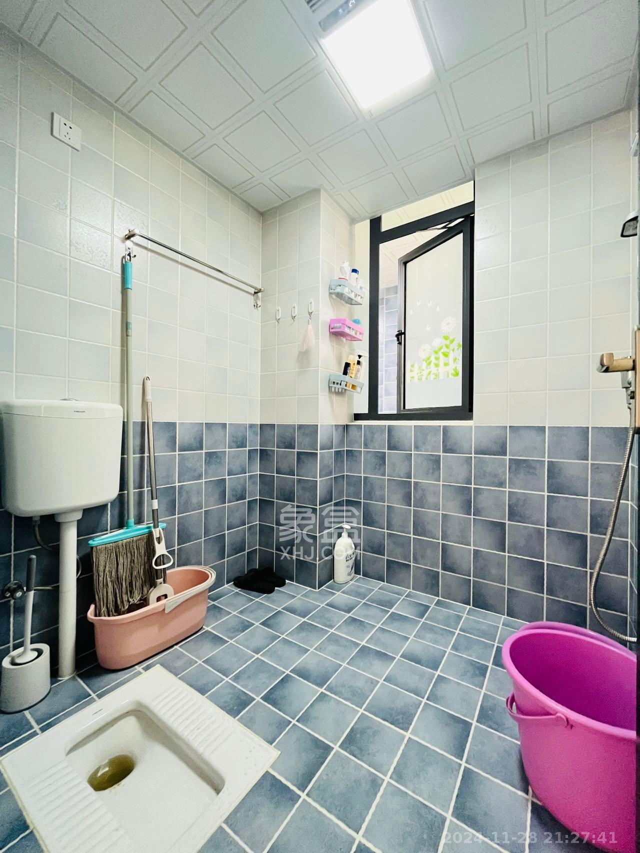 恒泰广场 2室2厅1卫 2500.0元/月 恒泰广场 2室2厅1卫 2500.0元/月室内图