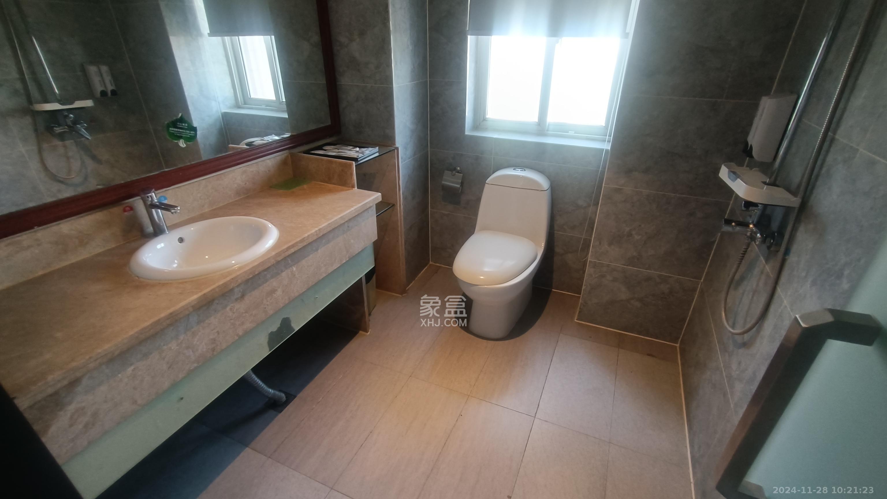 玛依拉山庄  1室1厅1卫   1500.00元/月室内图