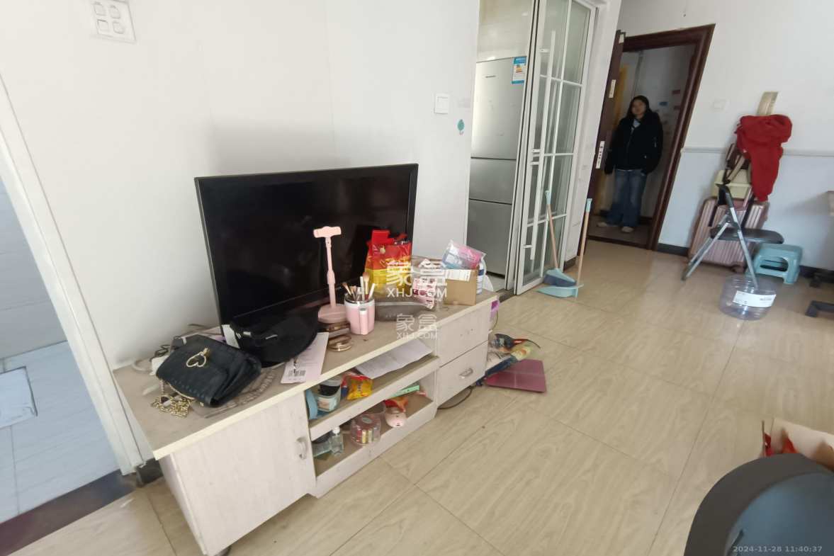 凯通国际城(凯通朝庭)  1室1厅1卫    2000.0元/月 凯通国际城(凯通朝庭)  1室1厅1卫    2000.0元/月室内图