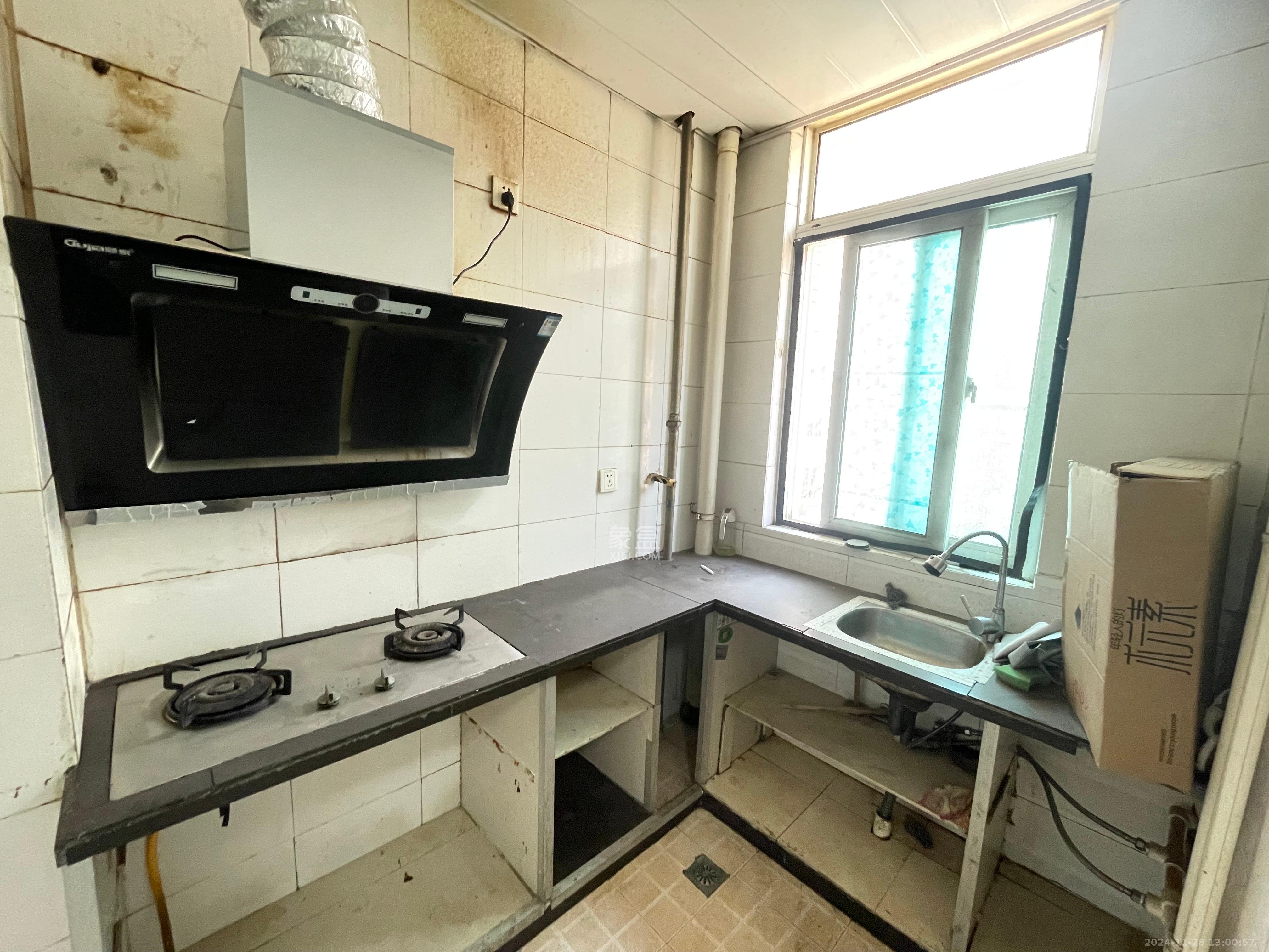 金信阳光在线 1室1厅1卫 1200.0元/月 金信阳光在线 1室1厅1卫 1200.0元/月室内图