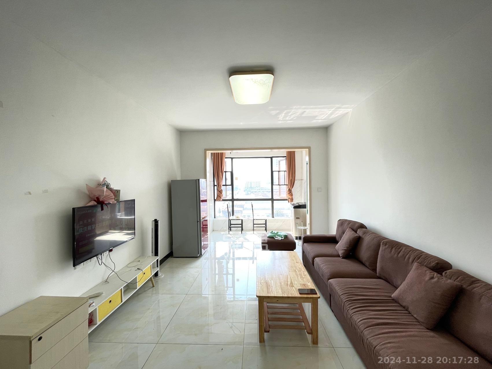 东宜兰园 1室2厅1卫 1800.0元/月 东宜兰园 1室2厅1卫 1800.0元/月室内图