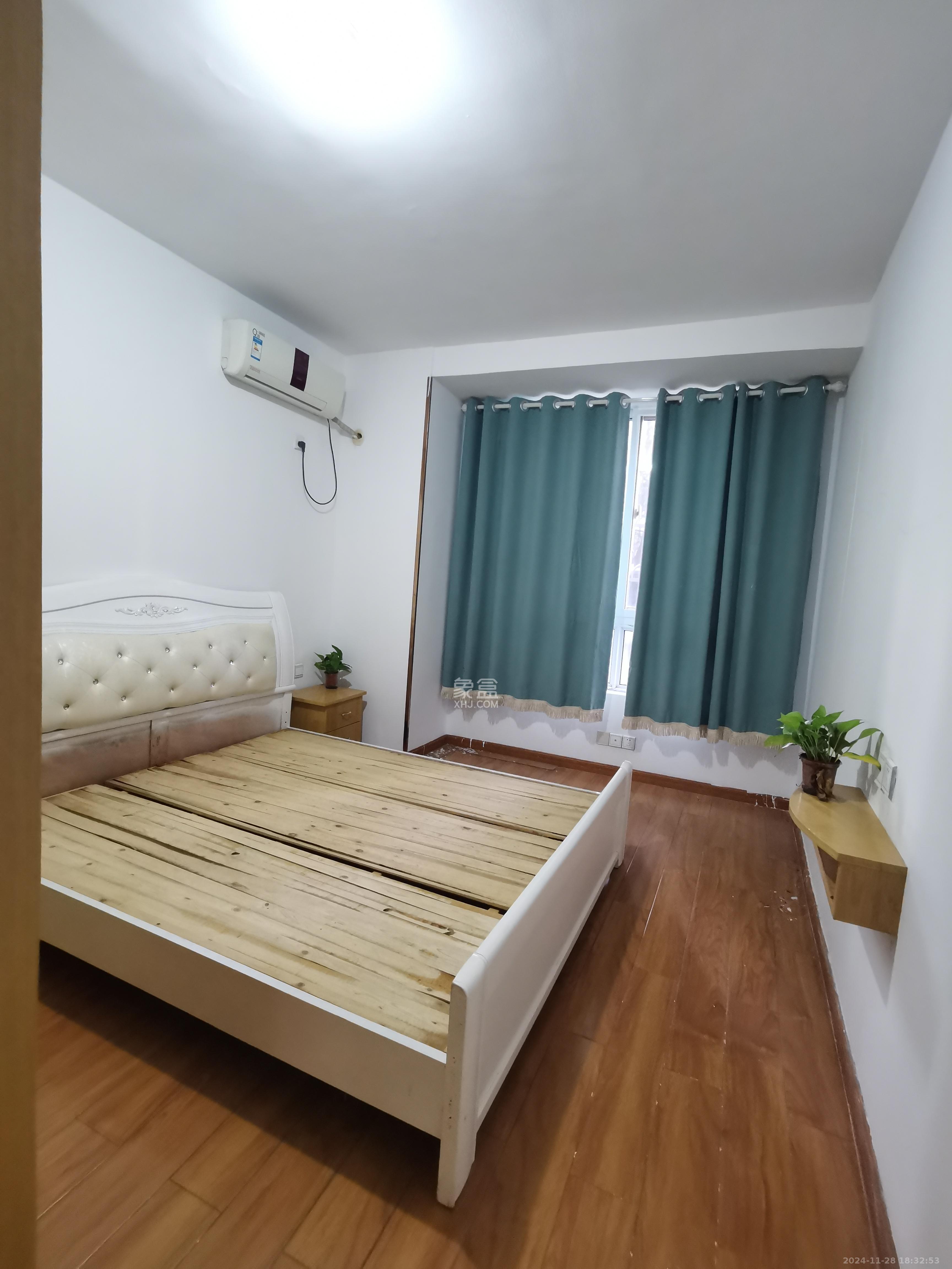 山水湾  2室2厅1卫   1200.00元/月室内图