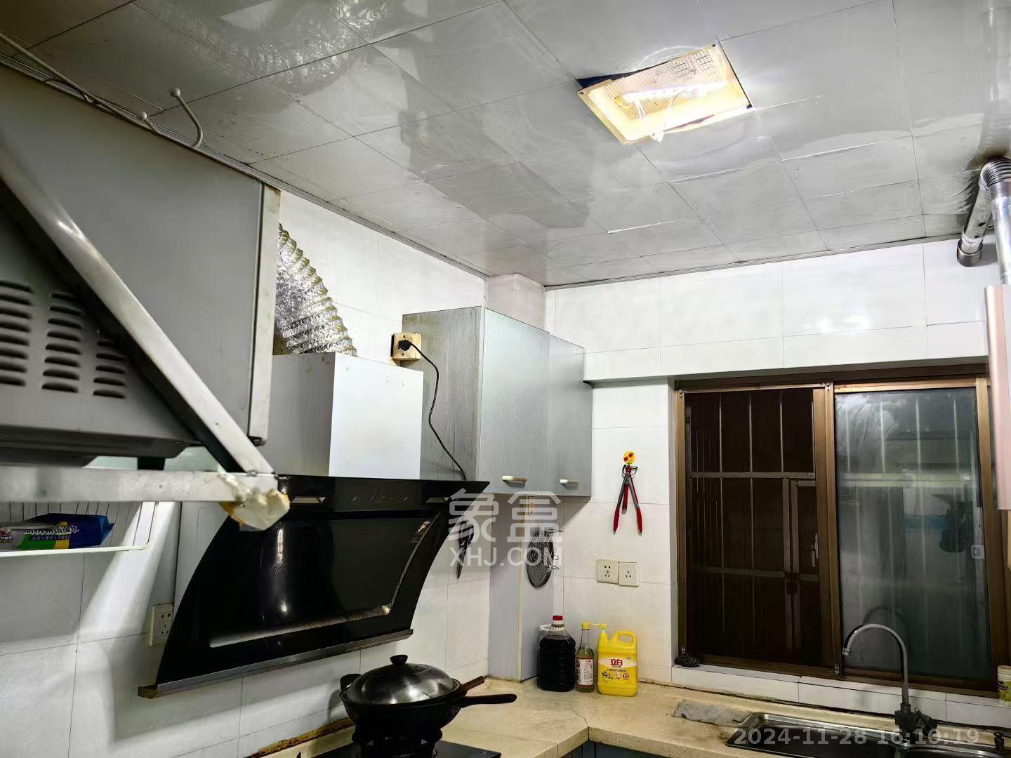 中盛小家碧寓 2室1厅1卫 1600.0元/月 中盛小家碧寓 2室1厅1卫 1600.0元/月室内图