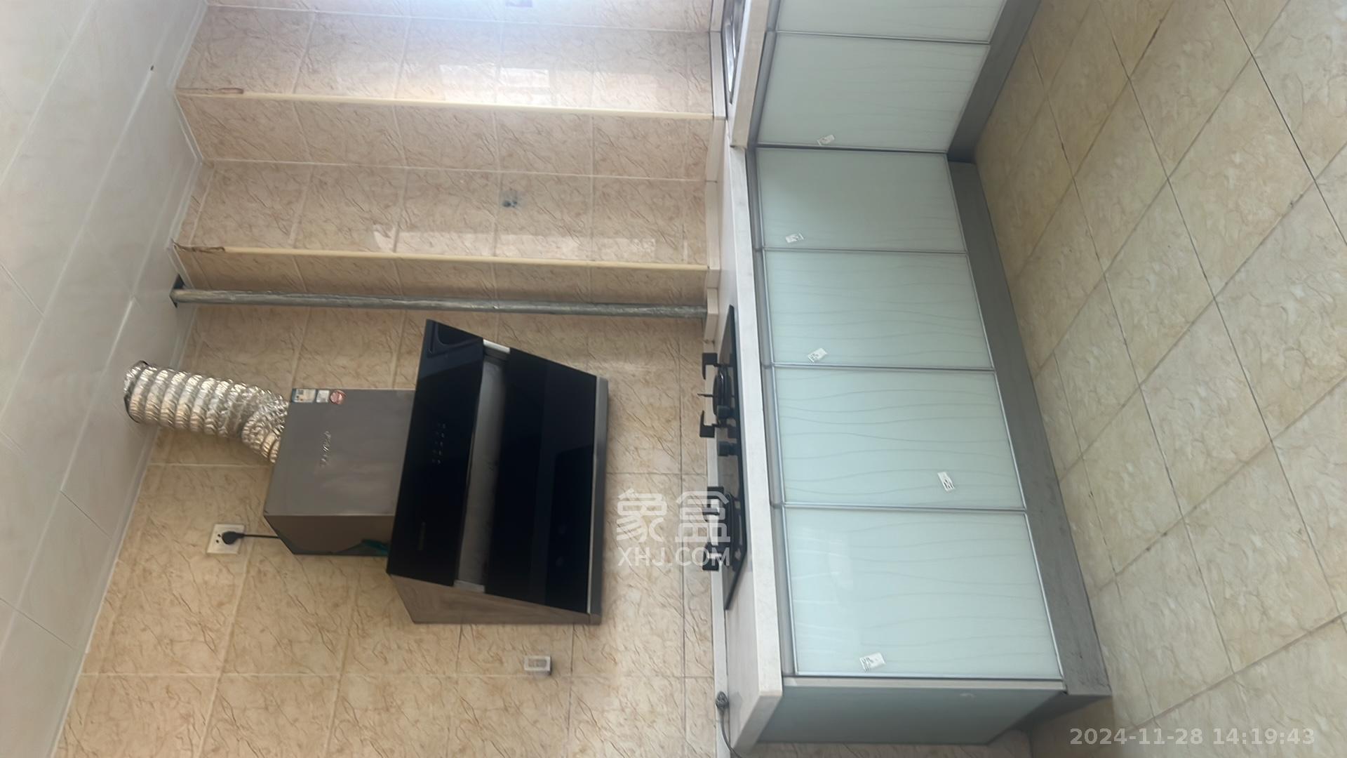 金湘苑(星澜之悦) 5室2厅2卫 2800.0元/月 金湘苑(星澜之悦) 5室2厅2卫 2800.0元/月室内图