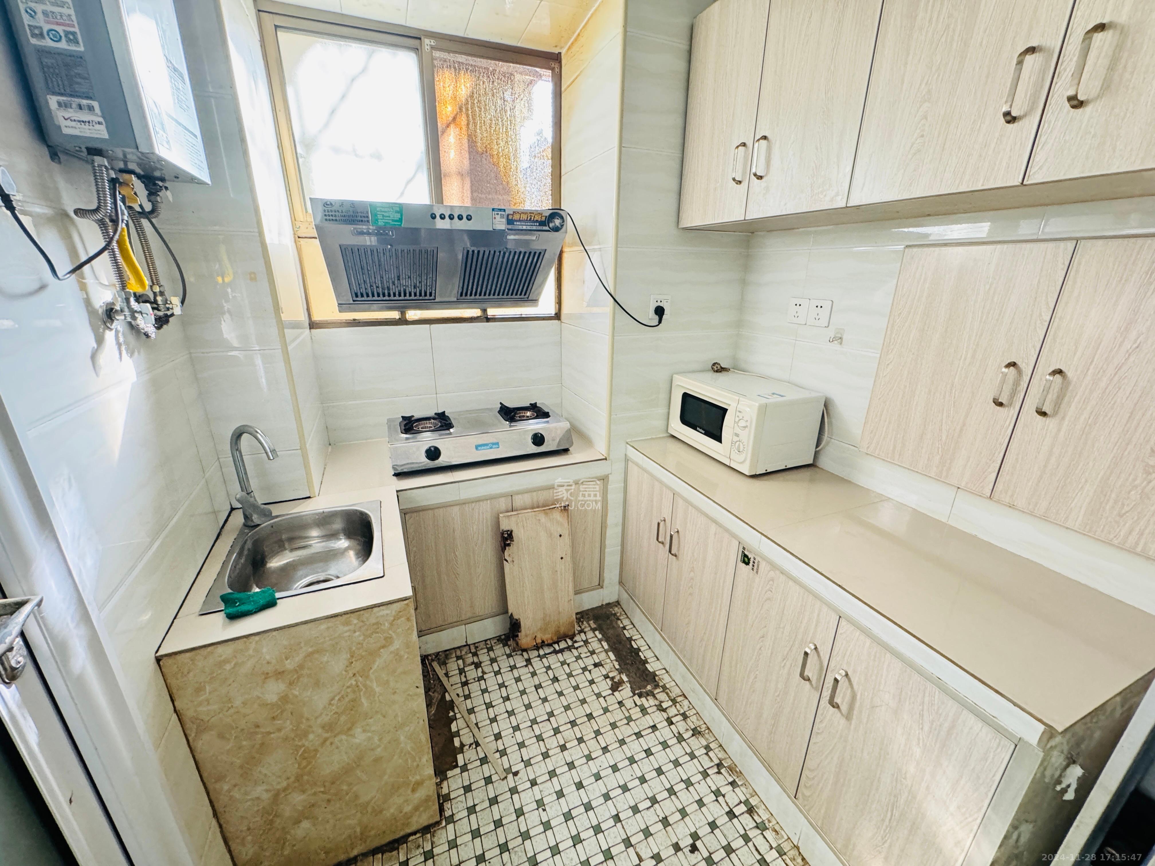 裕农街散盘 2室1厅1卫 1600.0元/月 裕农街散盘 2室1厅1卫 1600.0元/月室内图