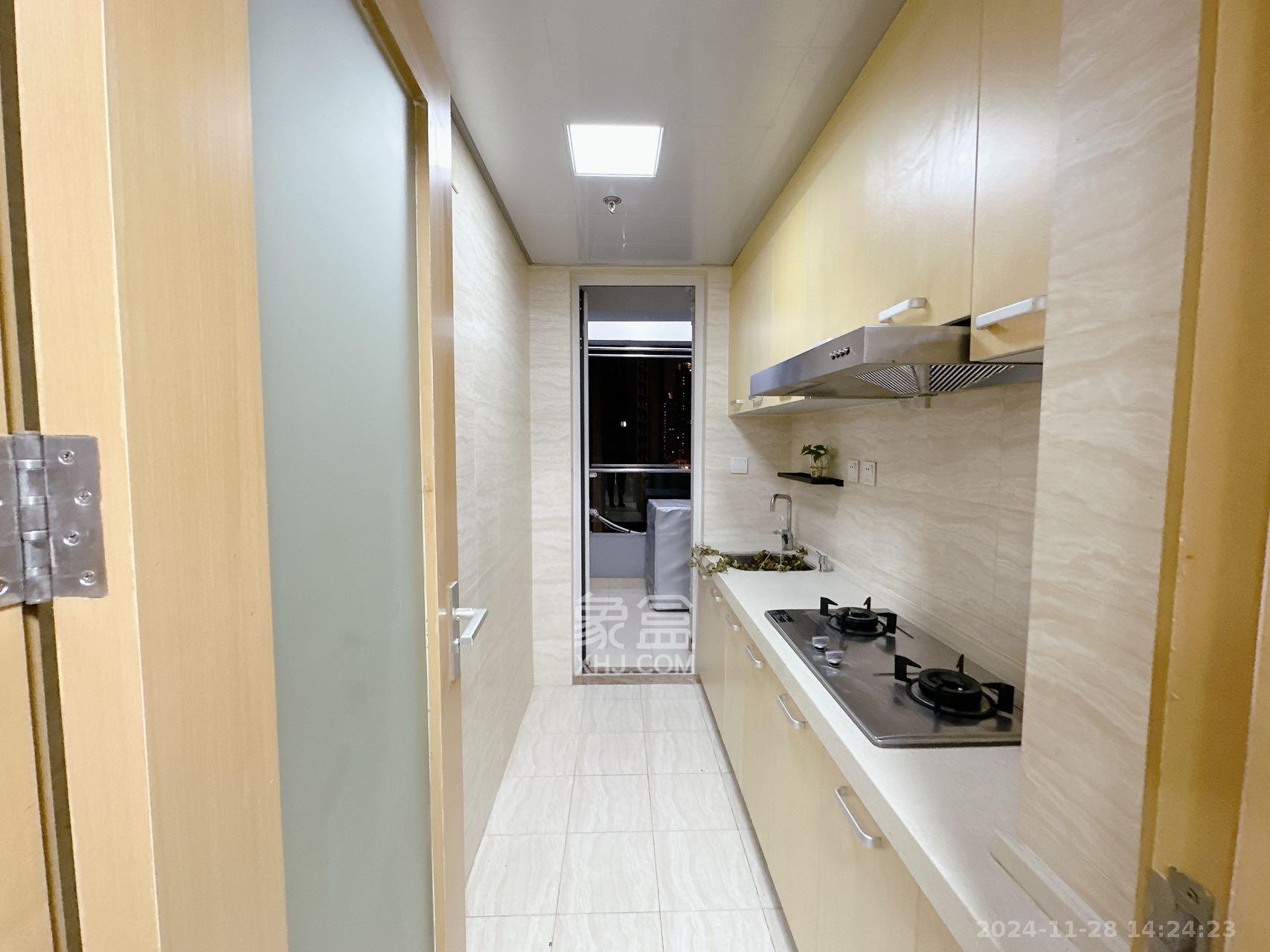 北辰三角洲E3区  1室1厅1卫    2700.0元/月 北辰三角洲E3区  1室1厅1卫    2700.0元/月室内图1