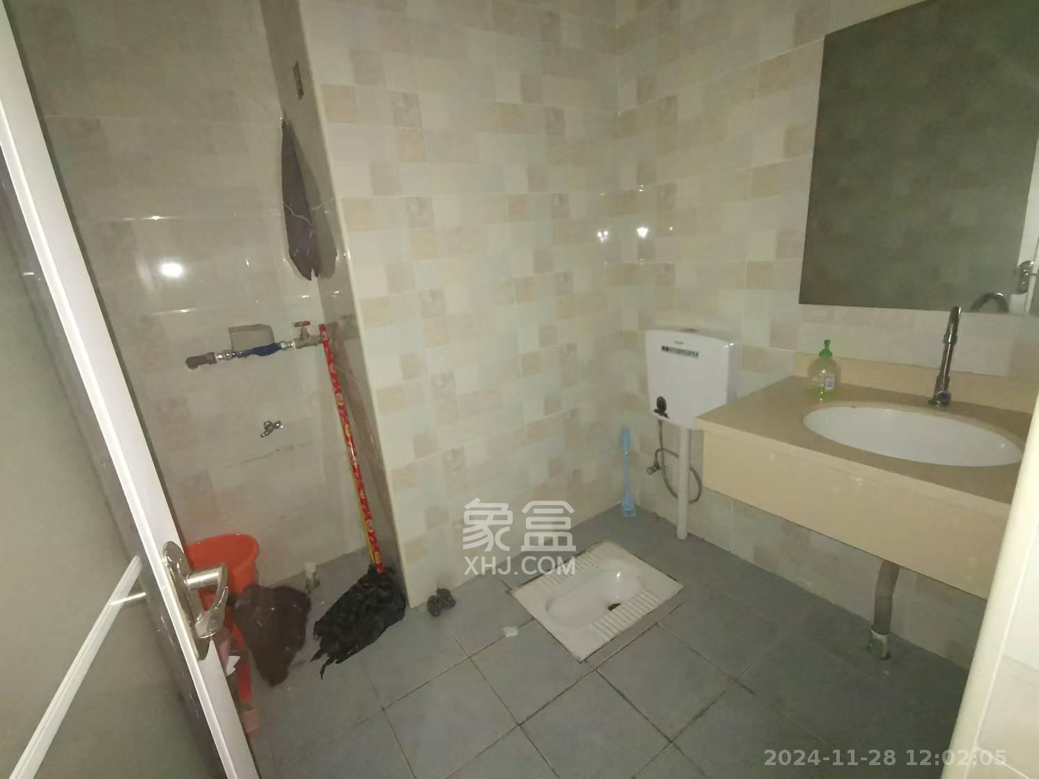 荣悦台  1室1厅1卫   4500.00元/月室内图