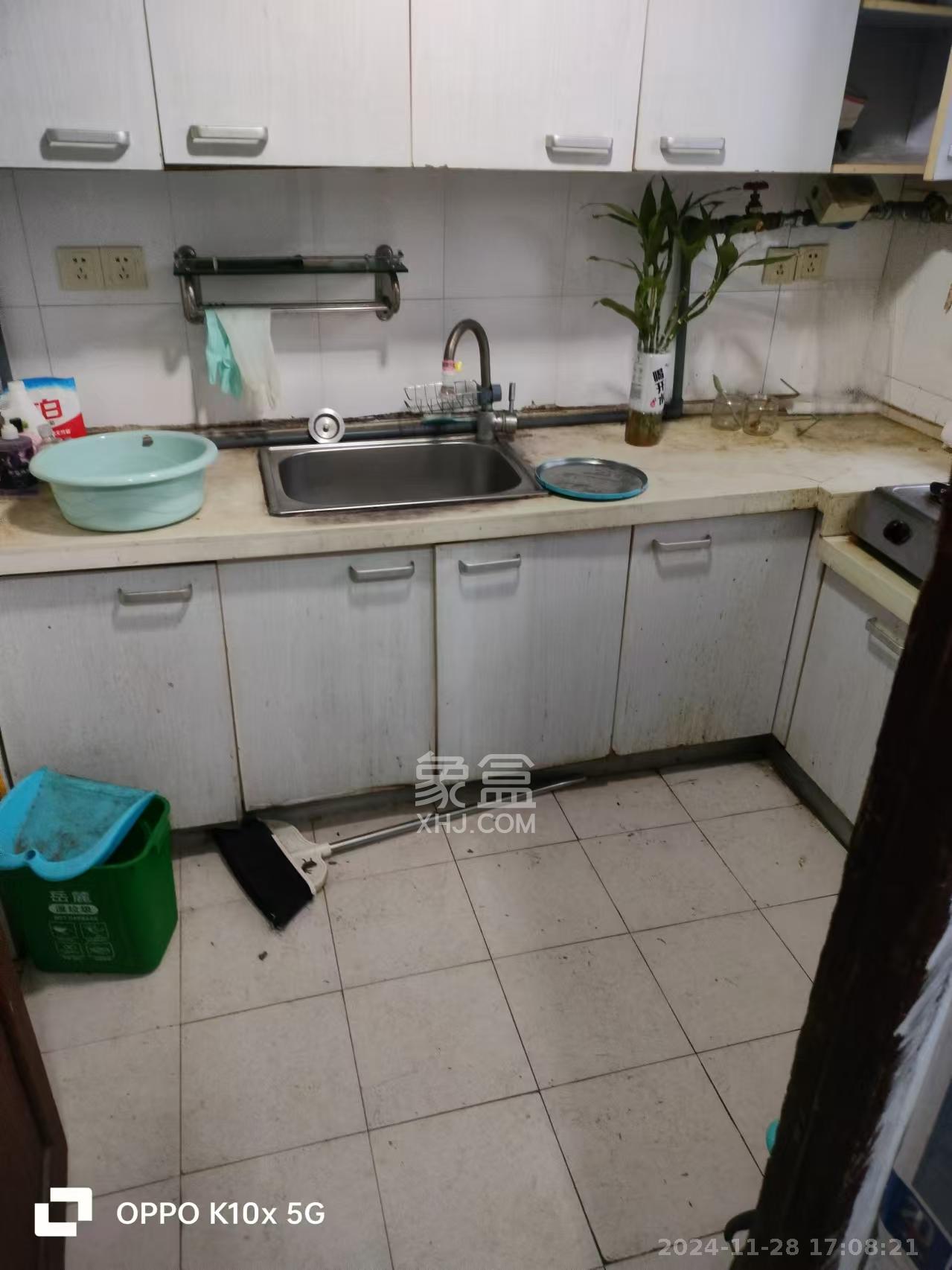 矿山研究院 2室1厅1卫 1500.0元/月 矿山研究院 2室1厅1卫 1500.0元/月室内图