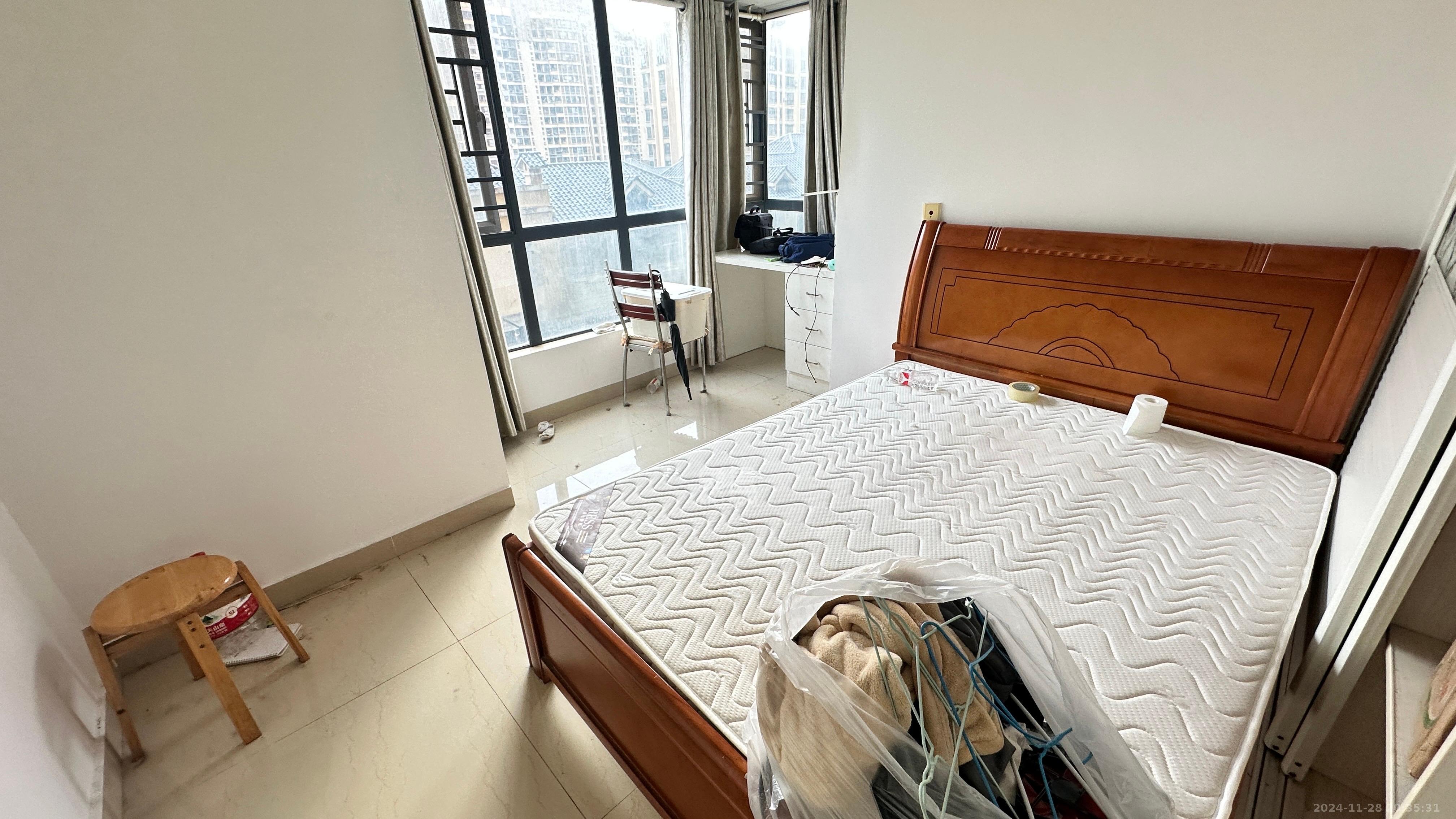 勤诚达新界  1室2厅1卫    1800.0元/月 勤诚达新界  1室2厅1卫    1800.0元/月