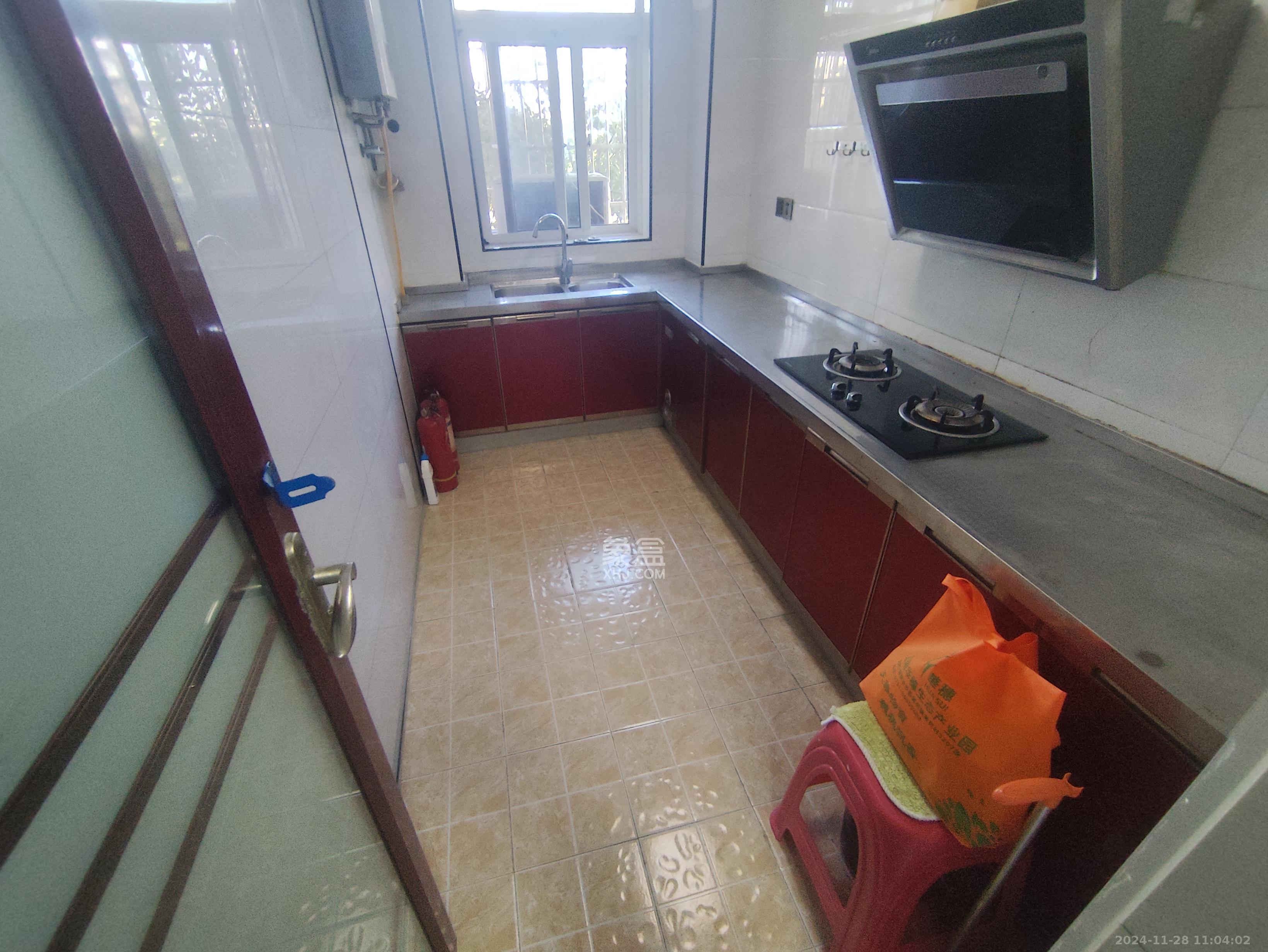 黎郡新宇太和园 6室2厅1卫 3500.0元/月 黎郡新宇太和园 6室2厅1卫 3500.0元/月室内图