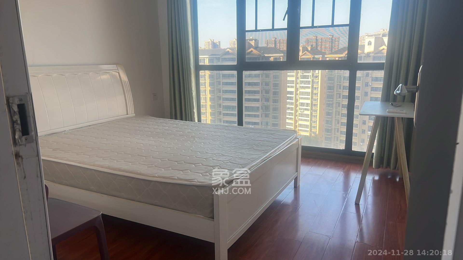 金湘苑(星澜之悦) 5室2厅2卫 2800.0元/月 金湘苑(星澜之悦) 5室2厅2卫 2800.0元/月室内图