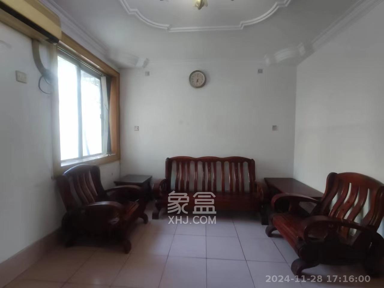 长钢社区(半边山宿舍区) 2室1厅1卫 1400.0元/月 长钢社区(半边山宿舍区) 2室1厅1卫 1400.0元/月室内图