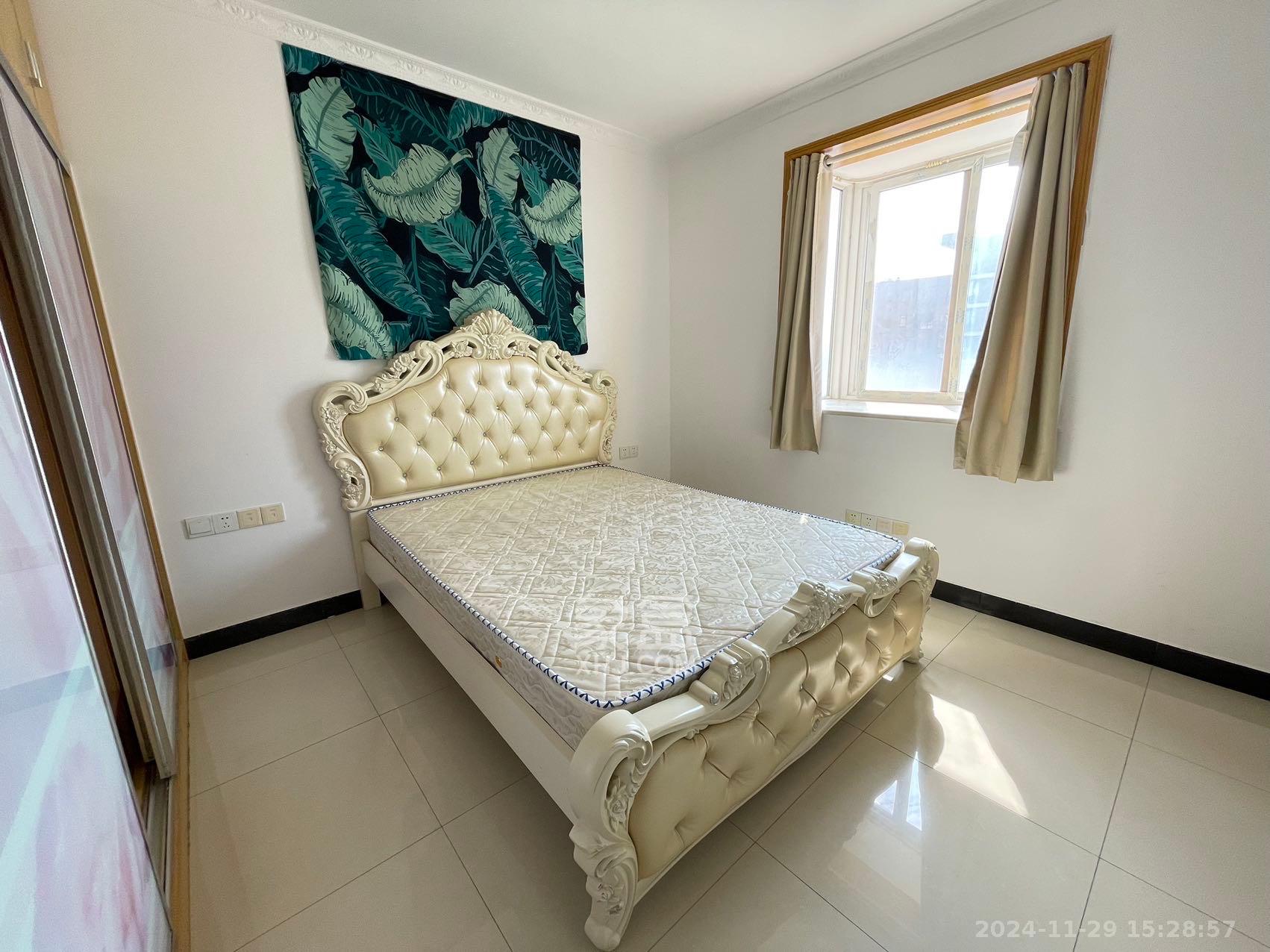 龙王港社区  2室1厅1卫    2400.0元/月室内图