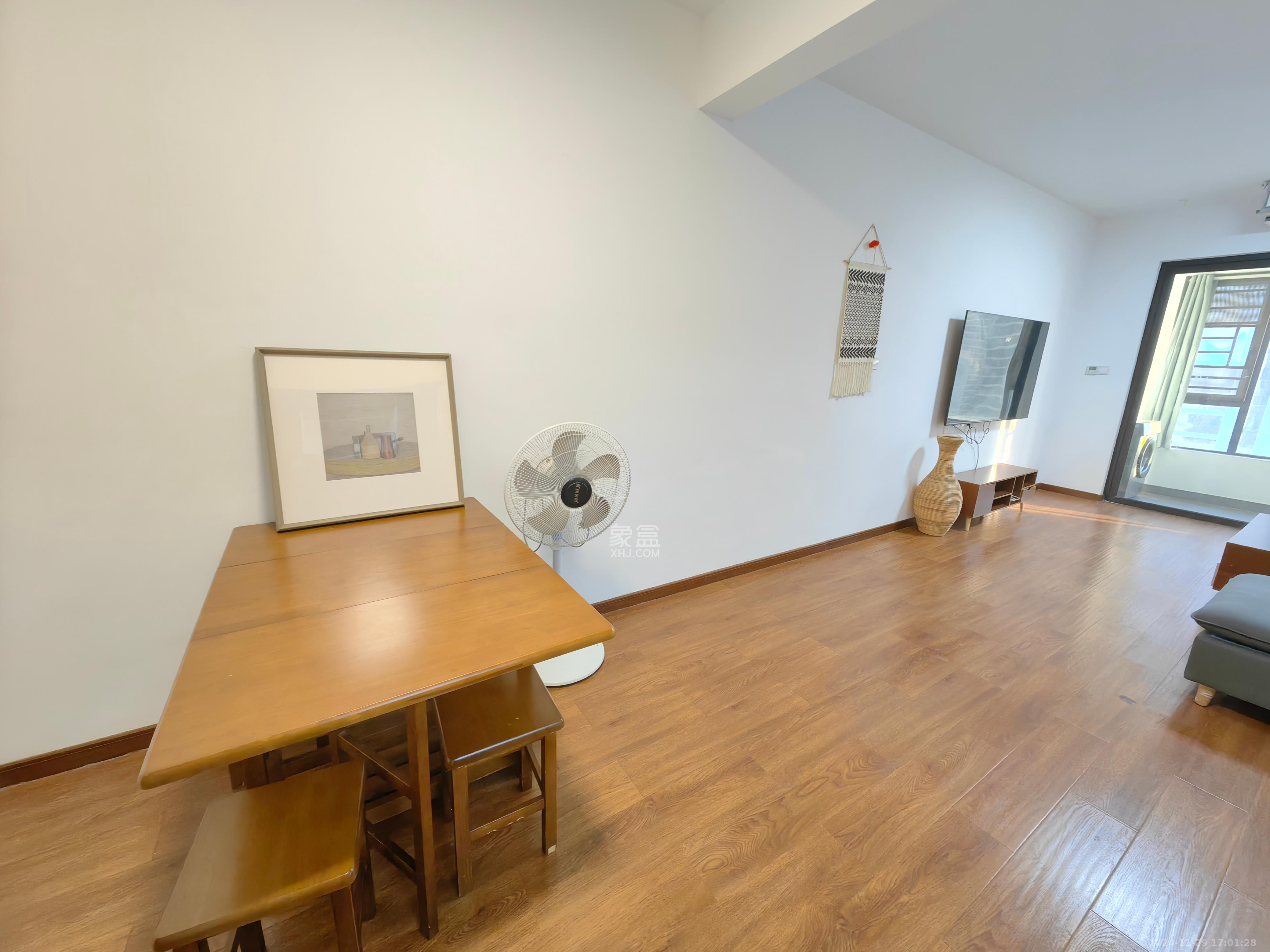 建发央著  3室2厅1卫   3500.00元/月室内图