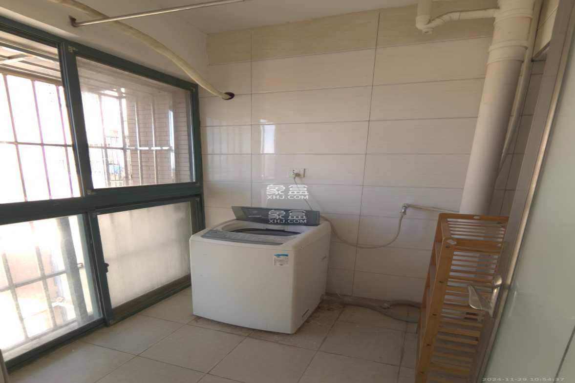 滨水名都 1室1厅1卫 1100.0元/月 滨水名都 1室1厅1卫 1100.0元/月室内图