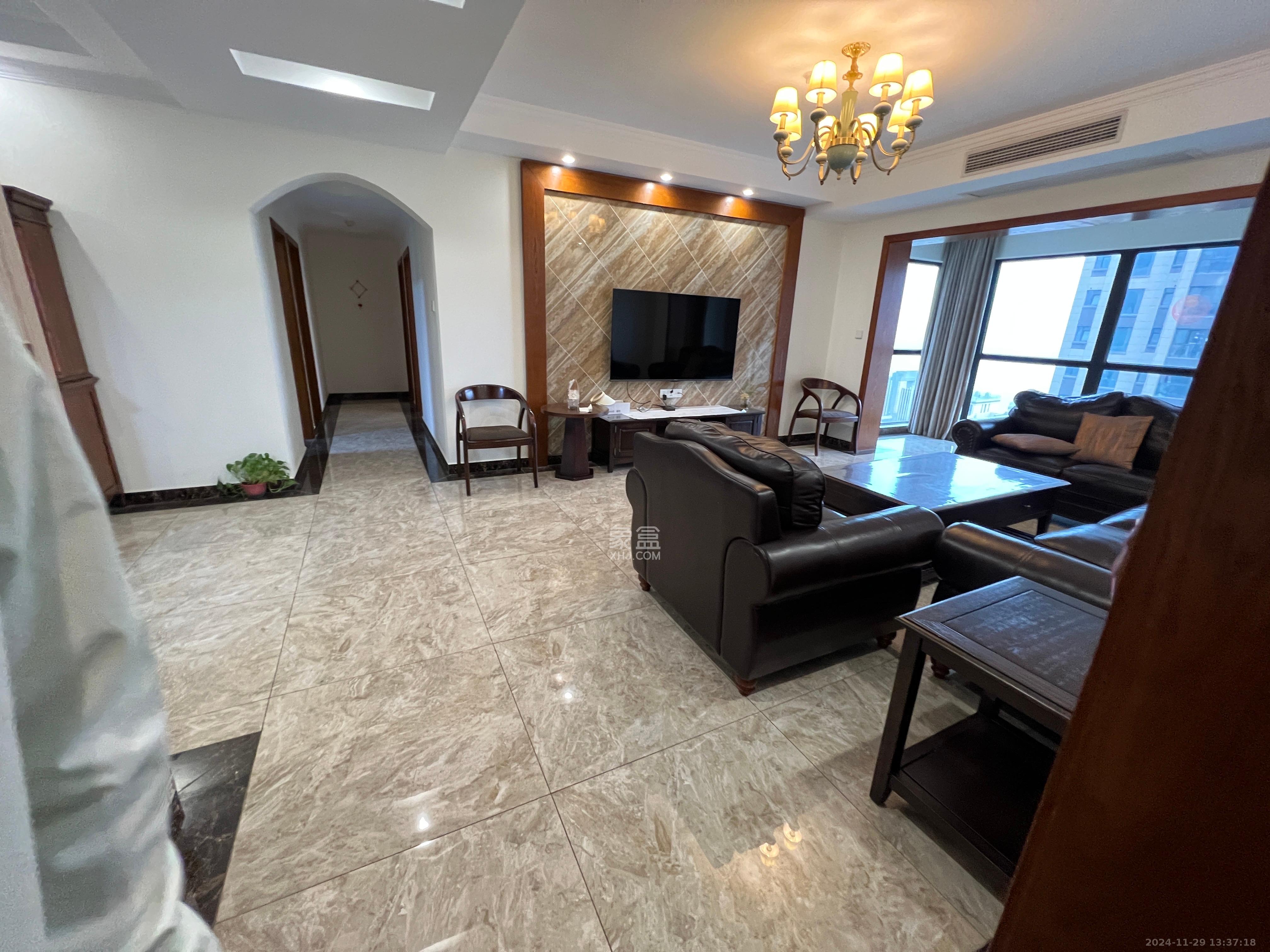 晟通牡丹舸  1室2厅2卫    5500.0元/月 晟通牡丹舸  1室2厅2卫    5500.0元/月室内图