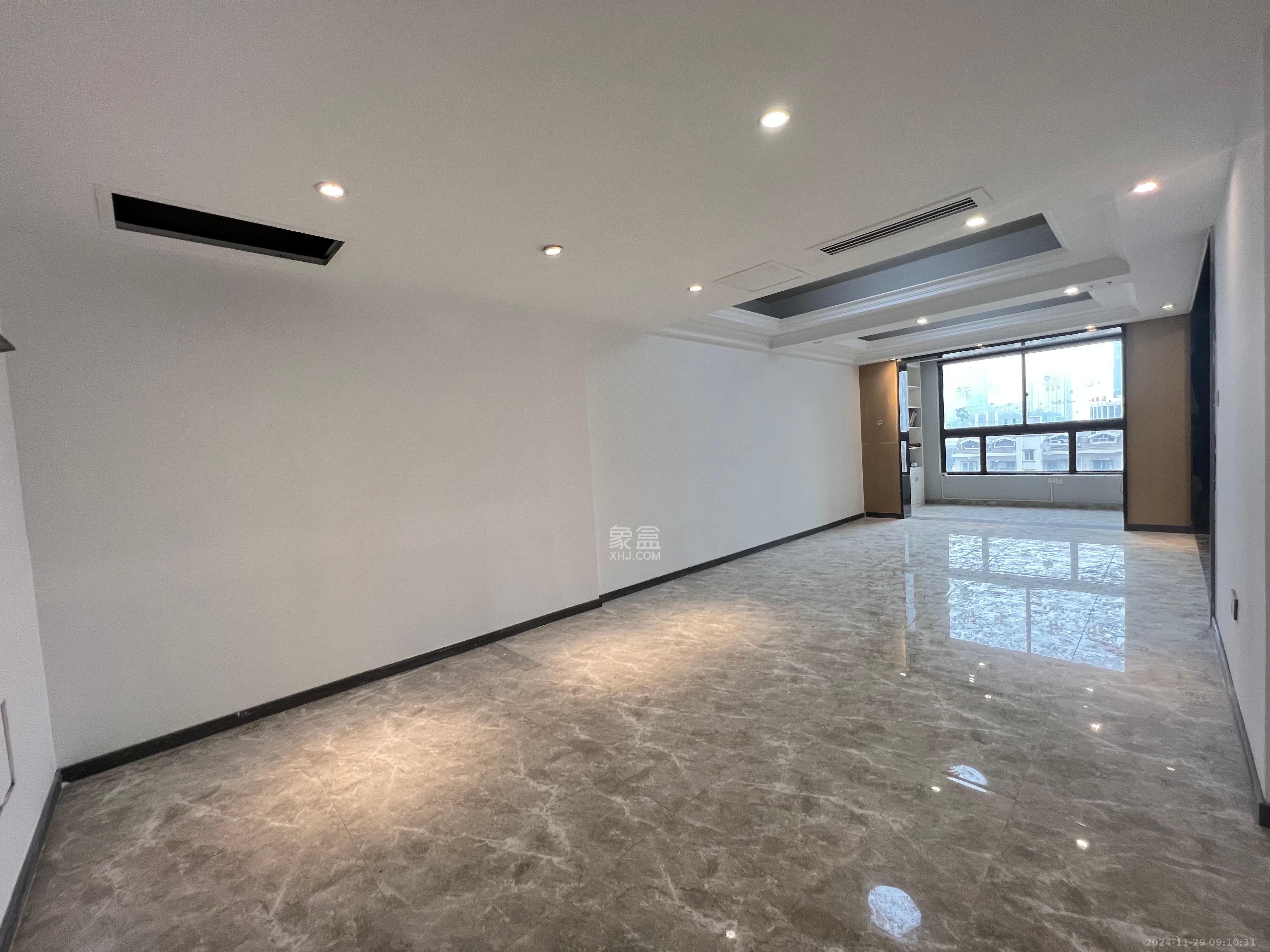 华晨国际公馆 8室2厅1卫 7500.0元/月 华晨国际公馆 8室2厅1卫 7500.0元/月室内图