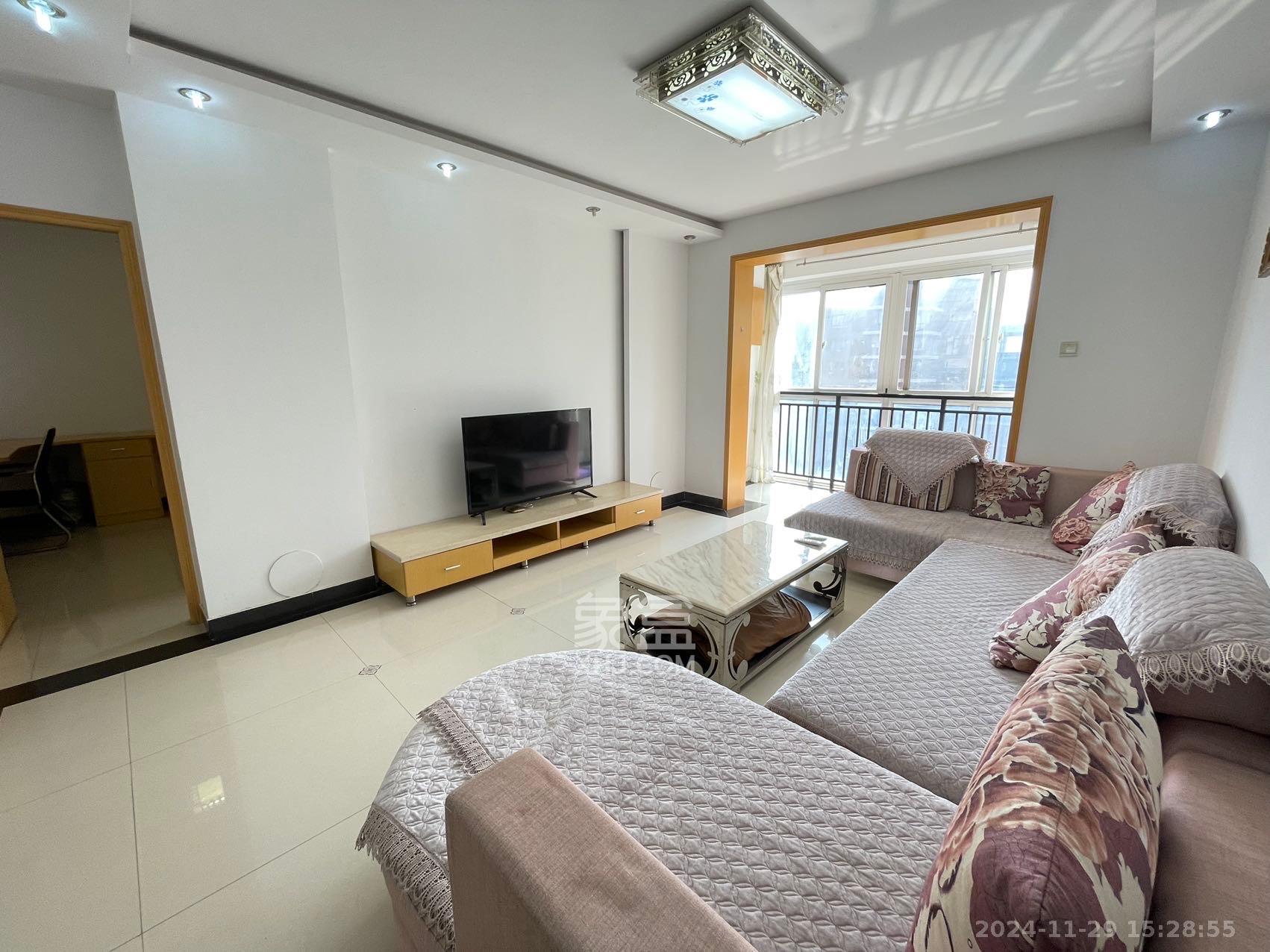 龙王港社区 2室1厅1卫 2400.0元/月 龙王港社区 2室1厅1卫 2400.0元/月室内图