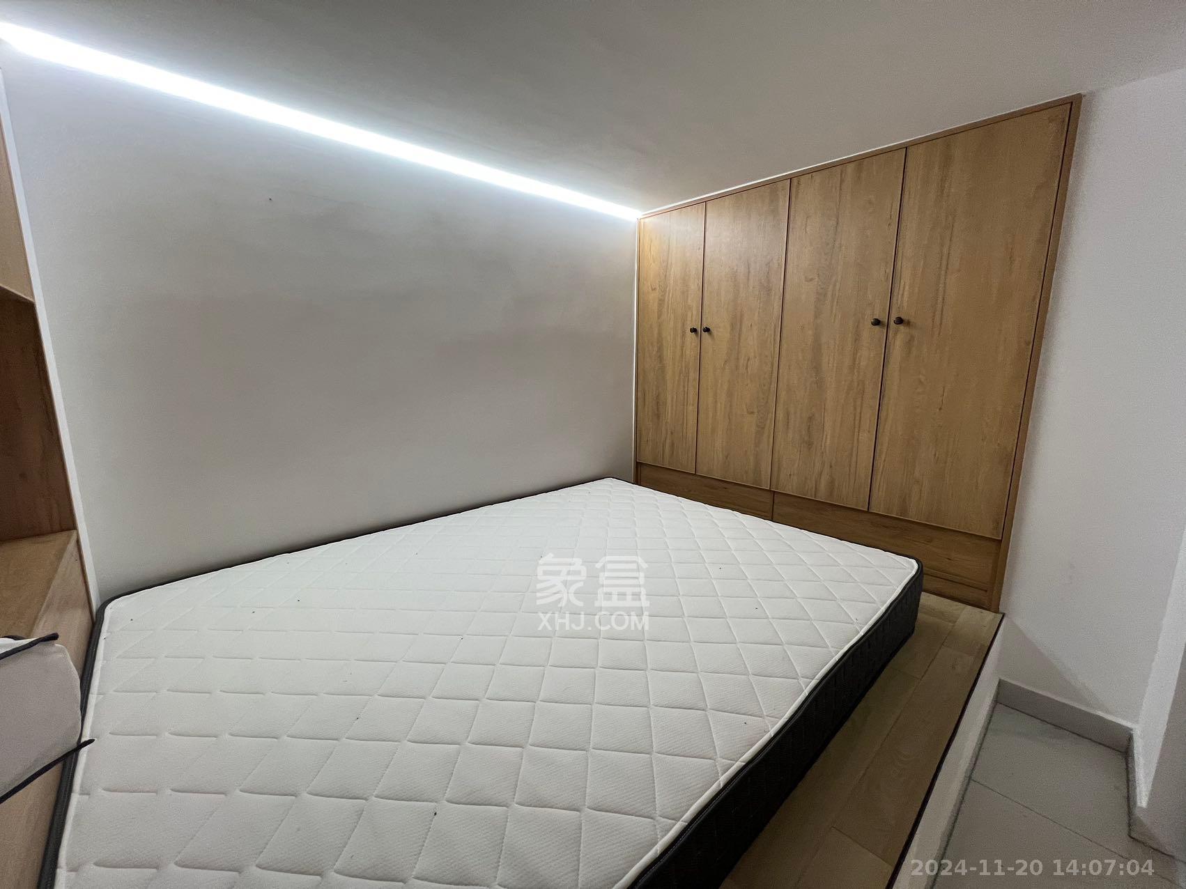 龙湖新壹城  2室1厅1卫    2500.0元/月 龙湖新壹城  2室1厅1卫    2500.0元/月室内图