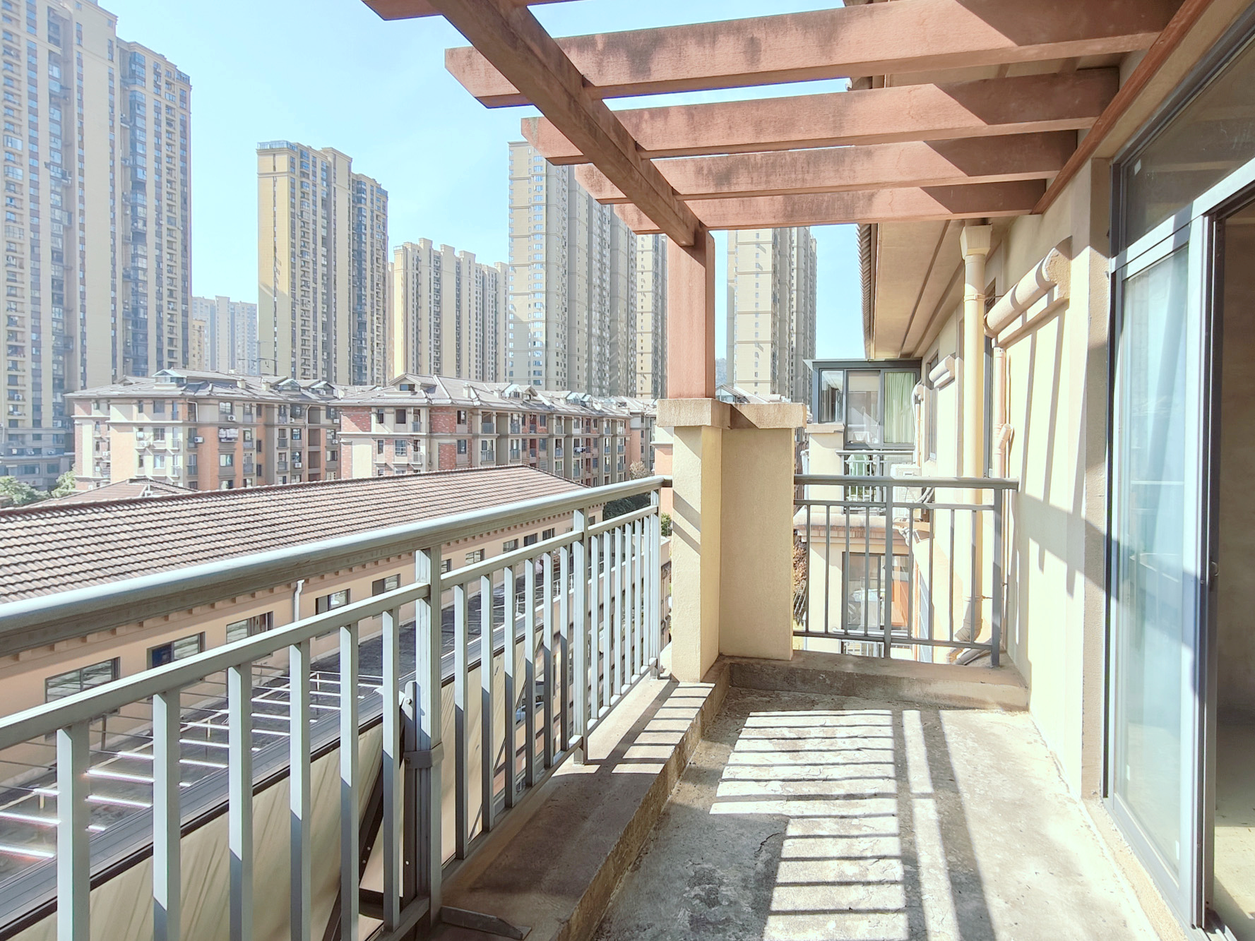 澳海月亮湾 3室2厅2卫 50.0万 澳海月亮湾 3室2厅2卫 50.0万其他